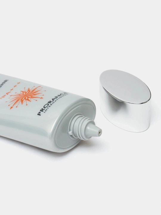 Солнцезащитный крем от пигментации, отбеливающий Prorance Whitening SPF 50+ PA+++, 70 мл