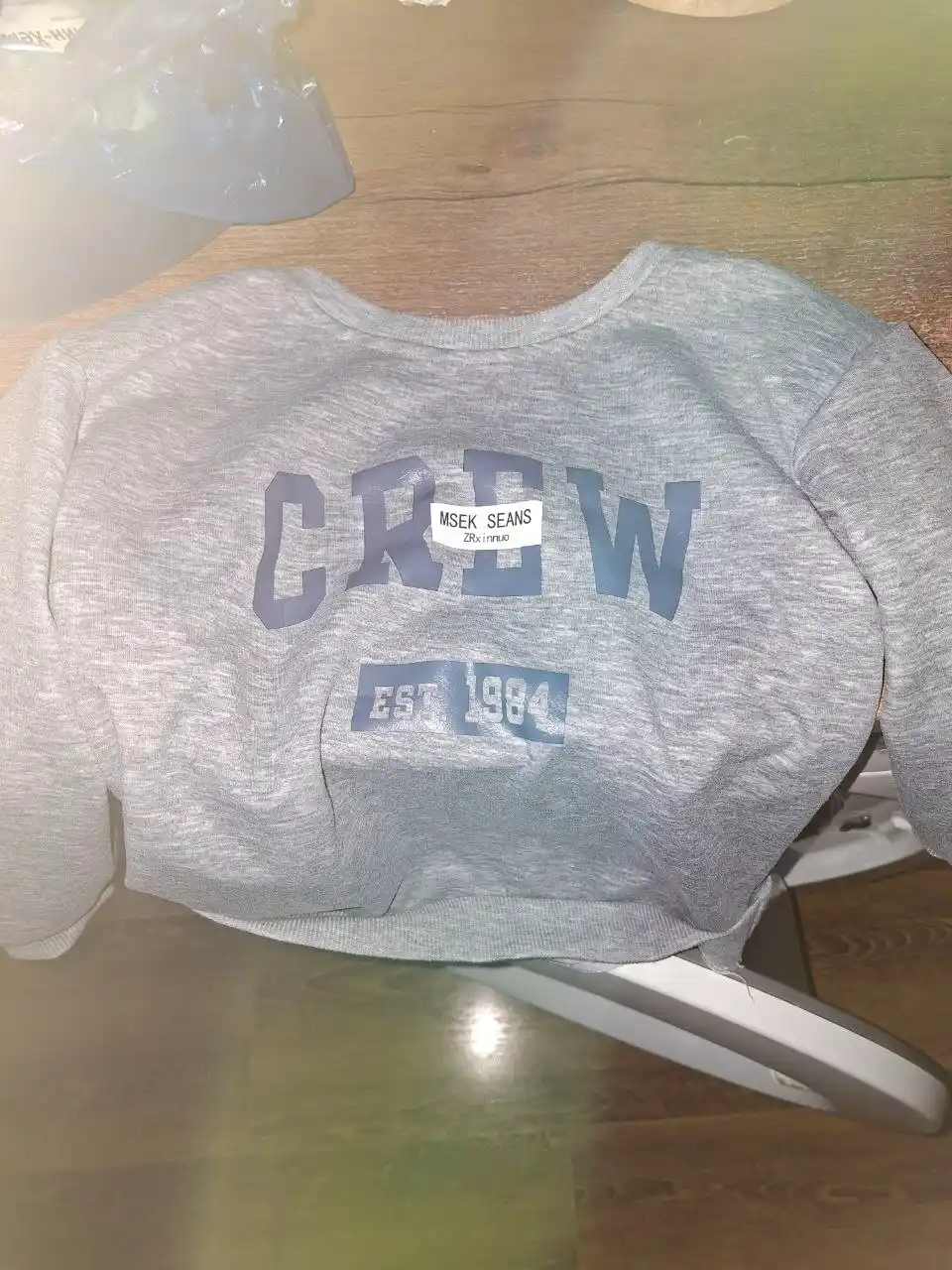 CREW svitshoti — kundalik kiyim uchun qulay va zamonaviy model