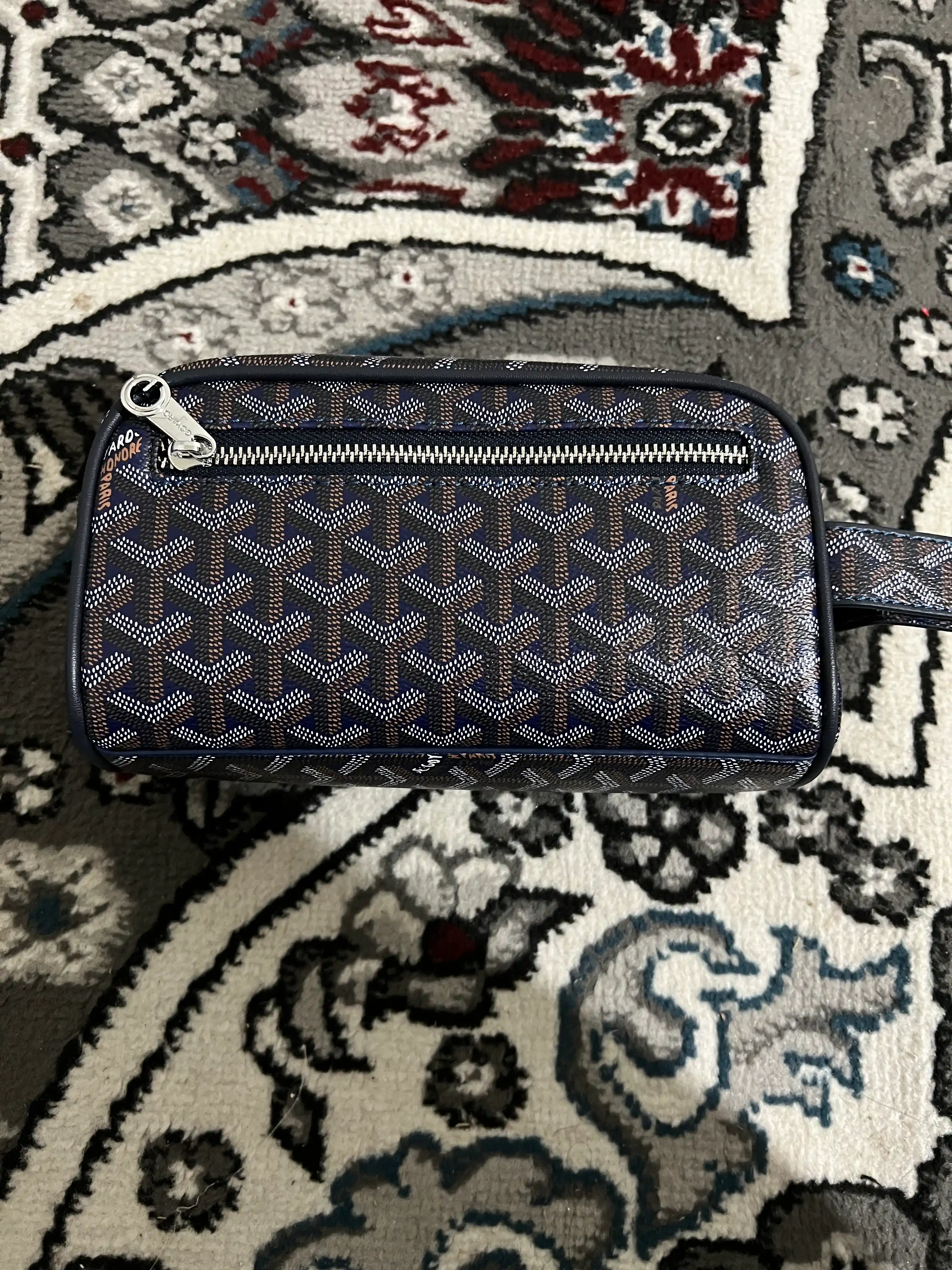 Kundalik goyard barsetkasi