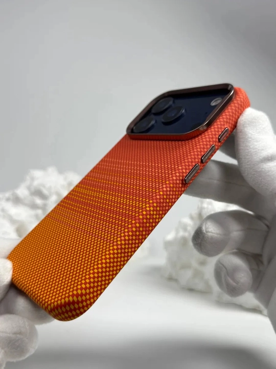 IPhone 17 Pro / Pro Max / 17 Air uchun Luxo Life karbon magnitli g‘ilof Anti-shock