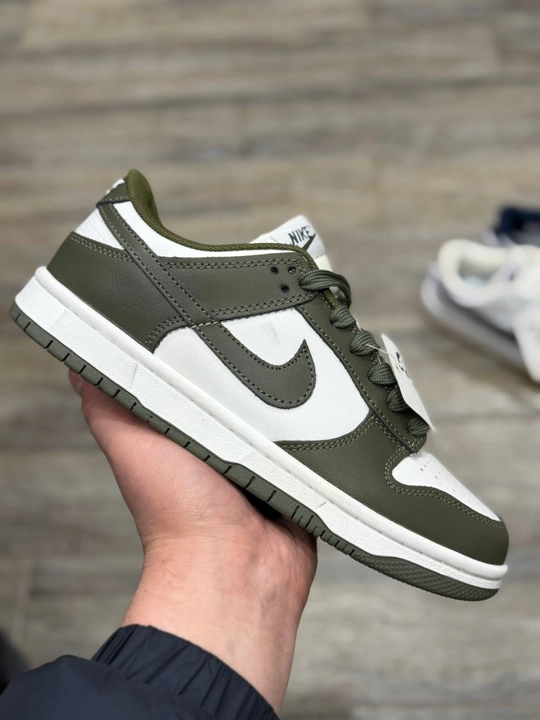 Nike Dunk krossovkalari - qulay, yengil - 