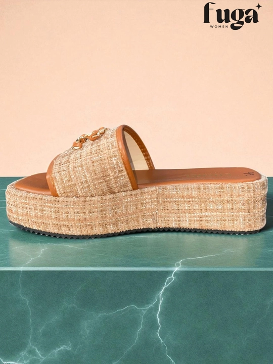 Ayollar shippagi, Chanel, platformada, 36-40