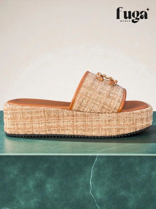 Ayollar shippagi, Chanel, platformada, 36-40