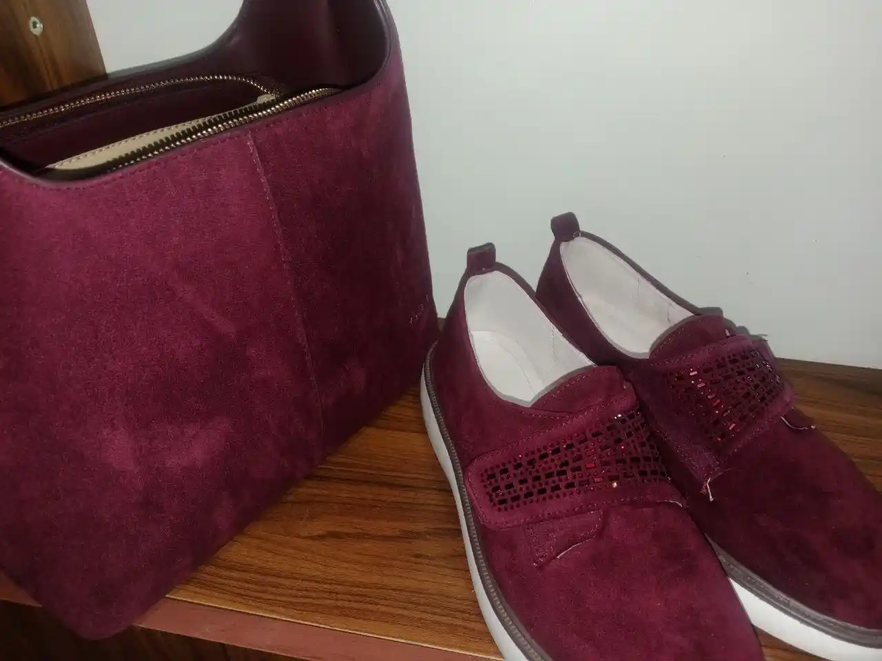 Ayollar uchun lofer, tufli, slipon, mokasin eko-zamsha, qulay, kundalik oyoq kiyim, 36–40