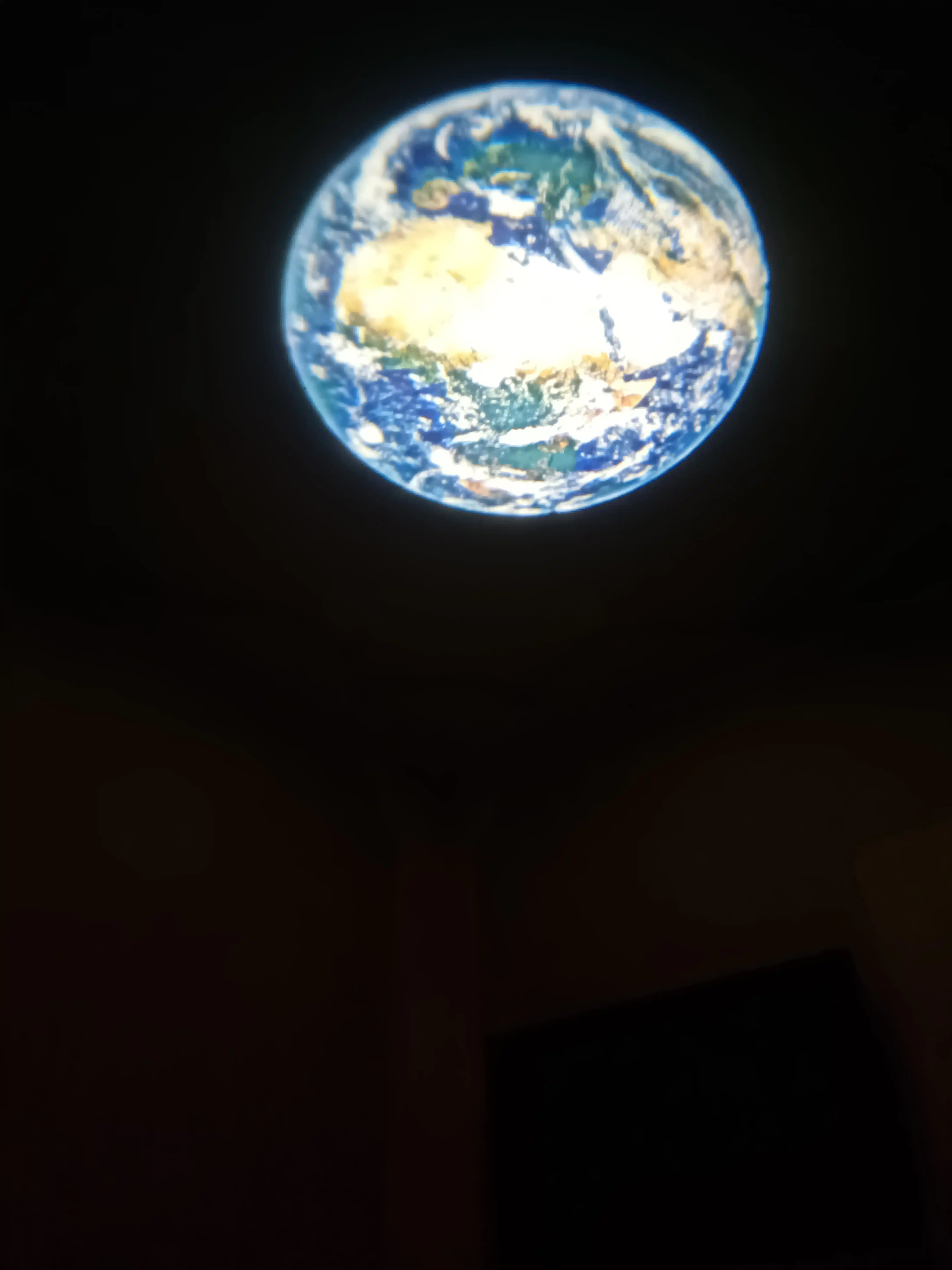 6 ta almashtiriladigan nasadkali PLANETARIUM USB tungi yoritgich-sayyoralar proyektori