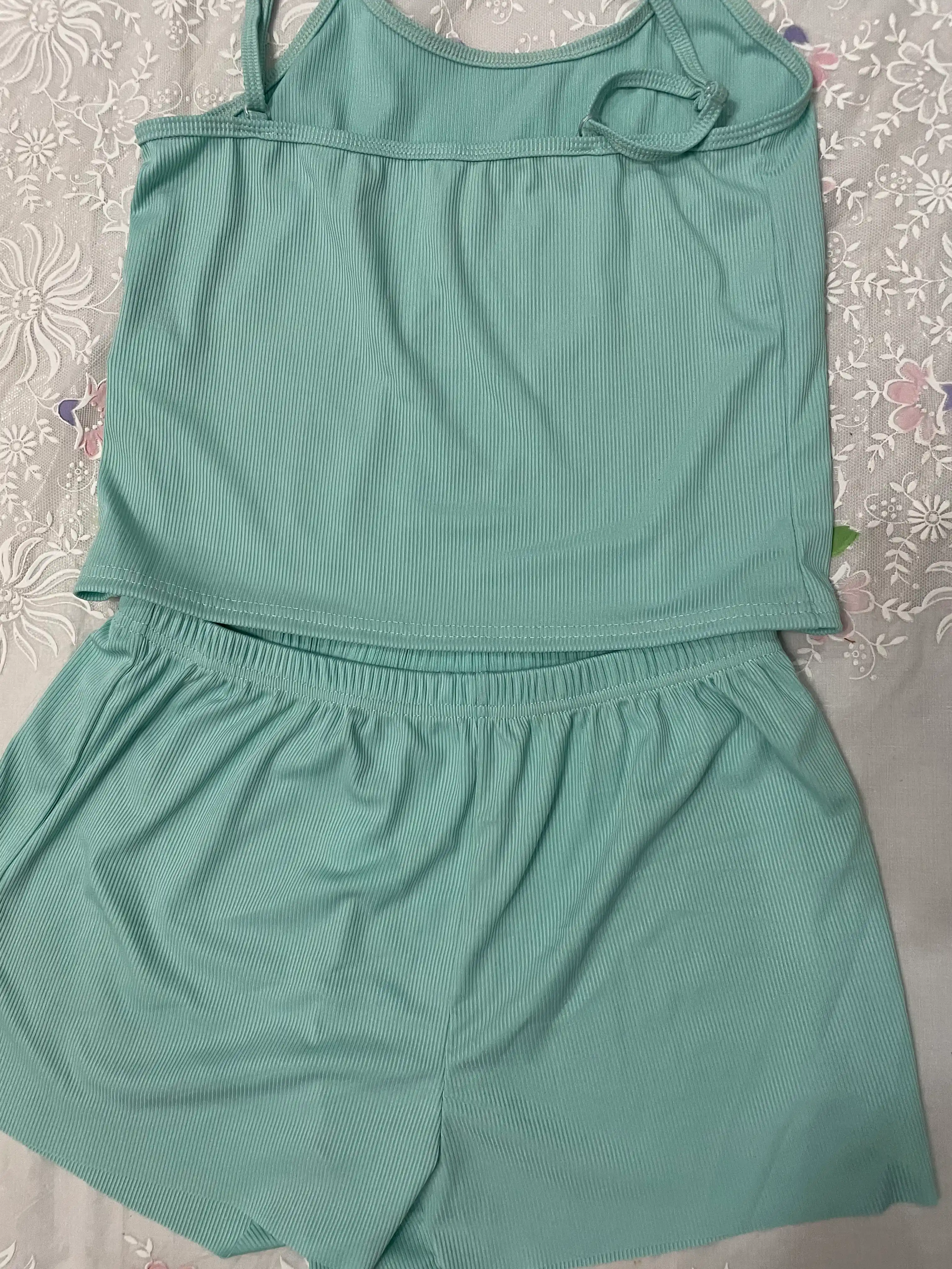 Shortikli pijama, ayollar uchun