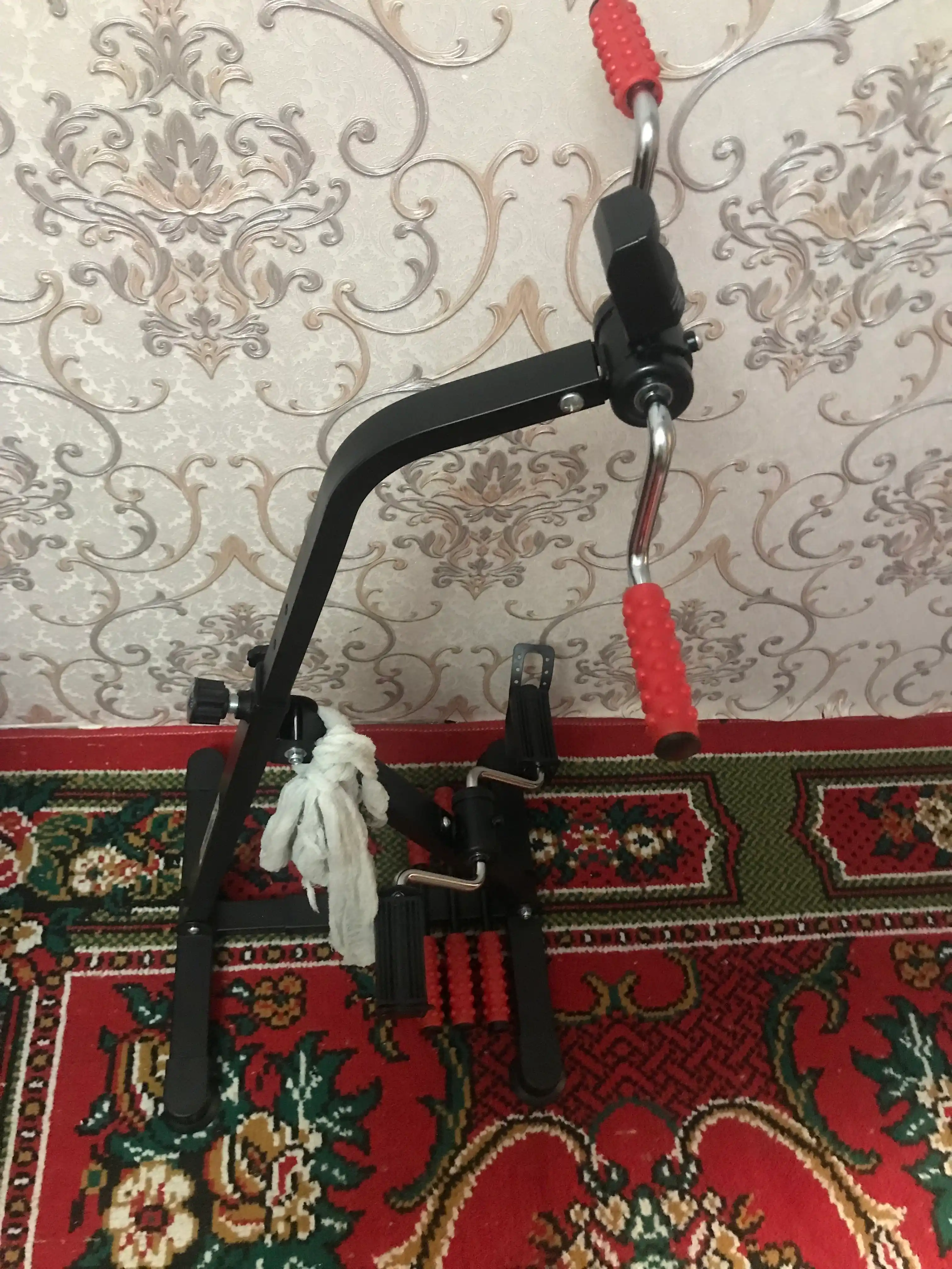 Oyoq va qo'llar uchun mashq velosipedi, massajchi mini velo