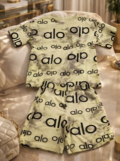 Зелёный хаки