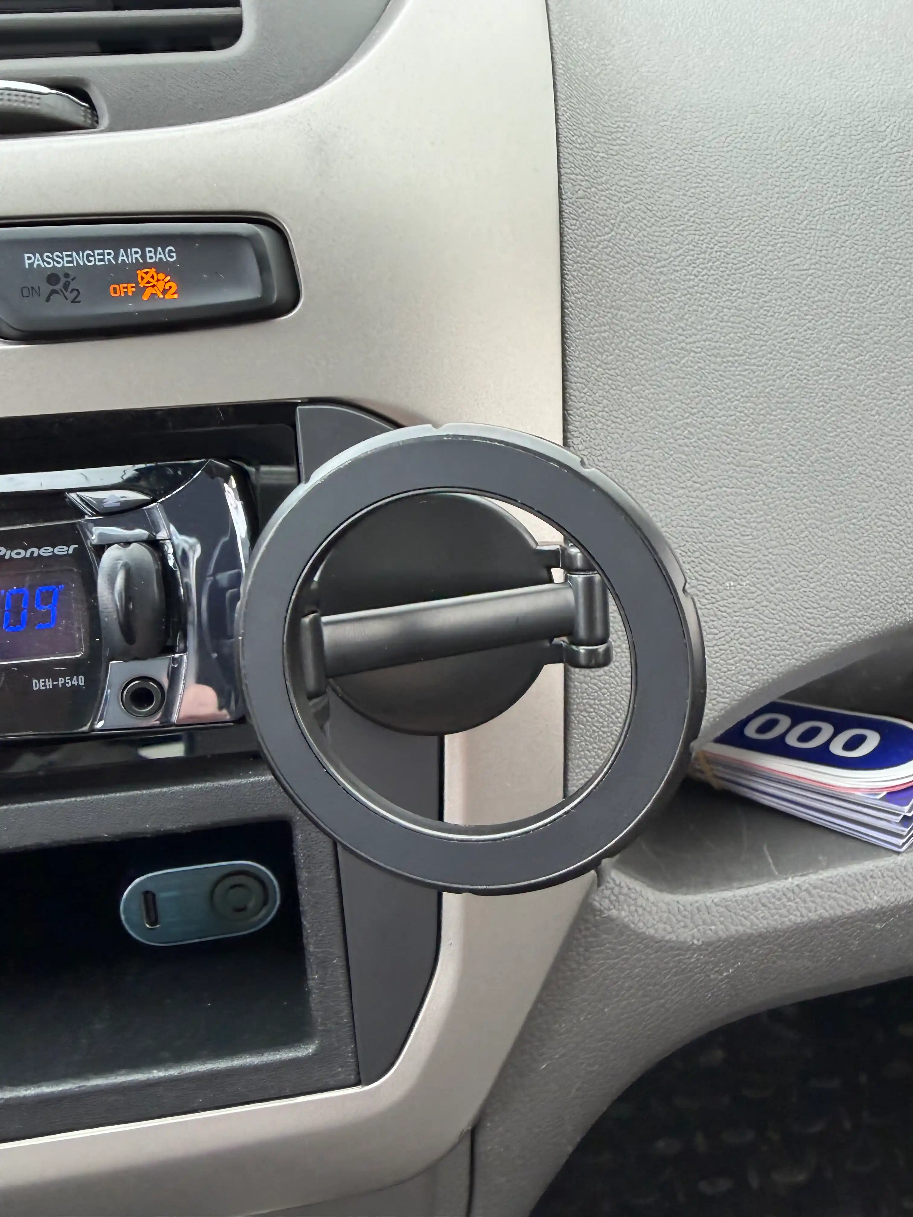 Магнитный держатель телефона в машину, Holder, Magsafe, вращается на 360 градусов
