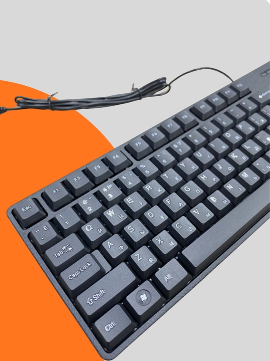 Клавиатура - USB-клавиатура, подходит как для офисной работы, так и для игр