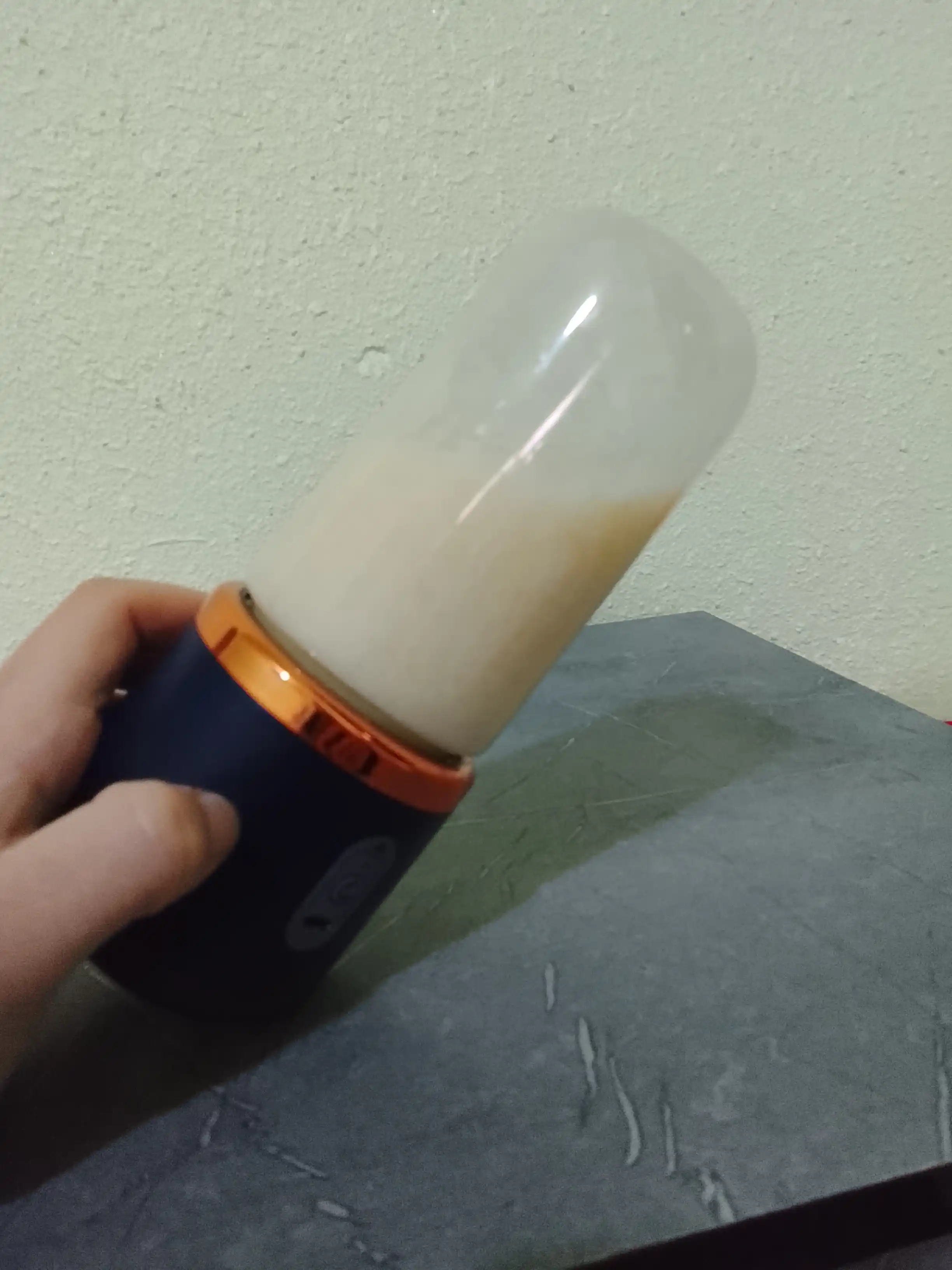 Smuzi va kokteyllar uchun simsiz mini blender, portativ