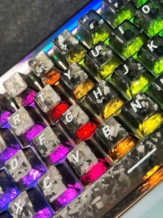 Кейкапы в стиле “Поток Информации” — вдохновлено CS:GO