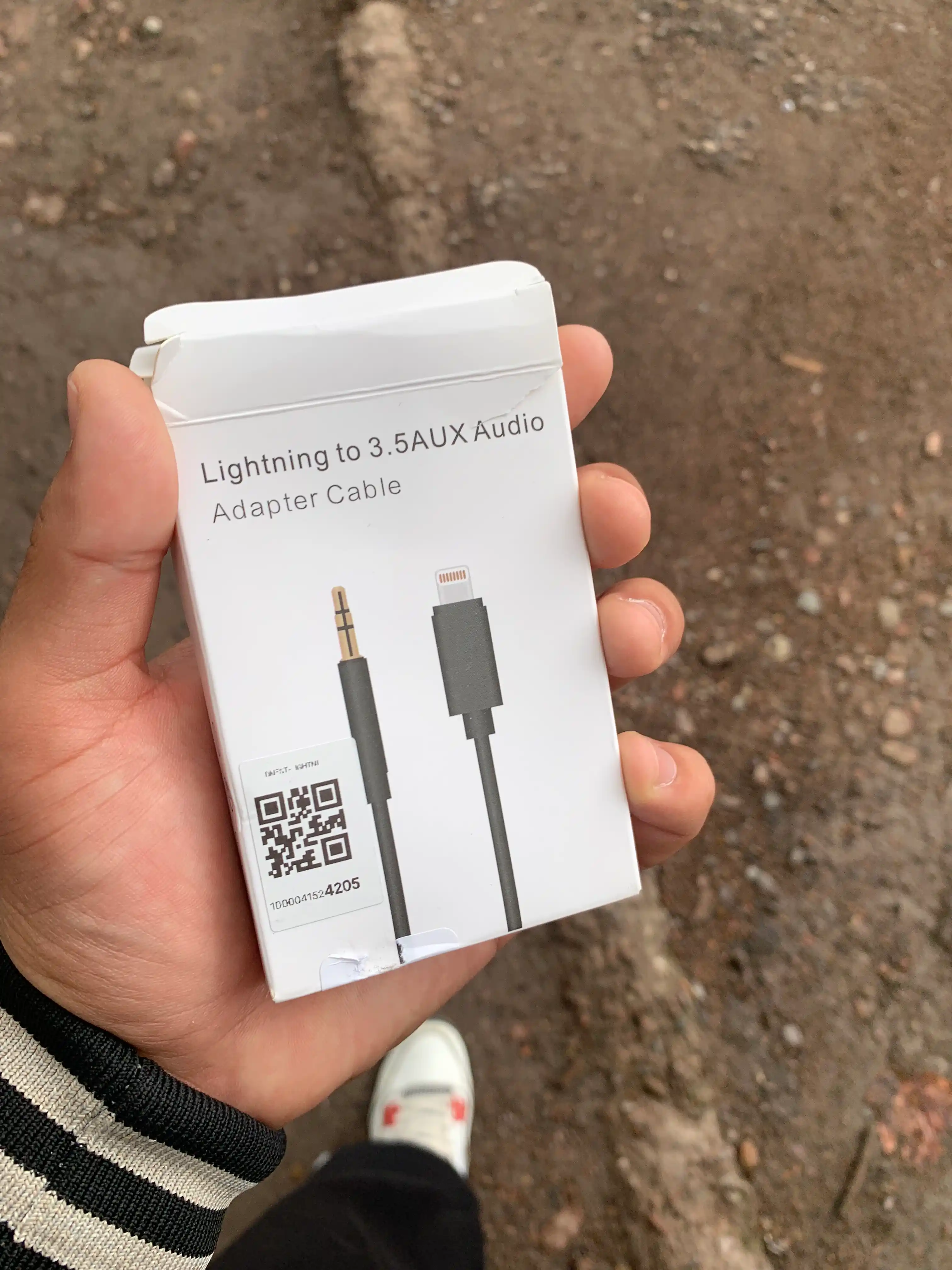 IPhone uchun AUX Adapter Lightning to 3.5 audio