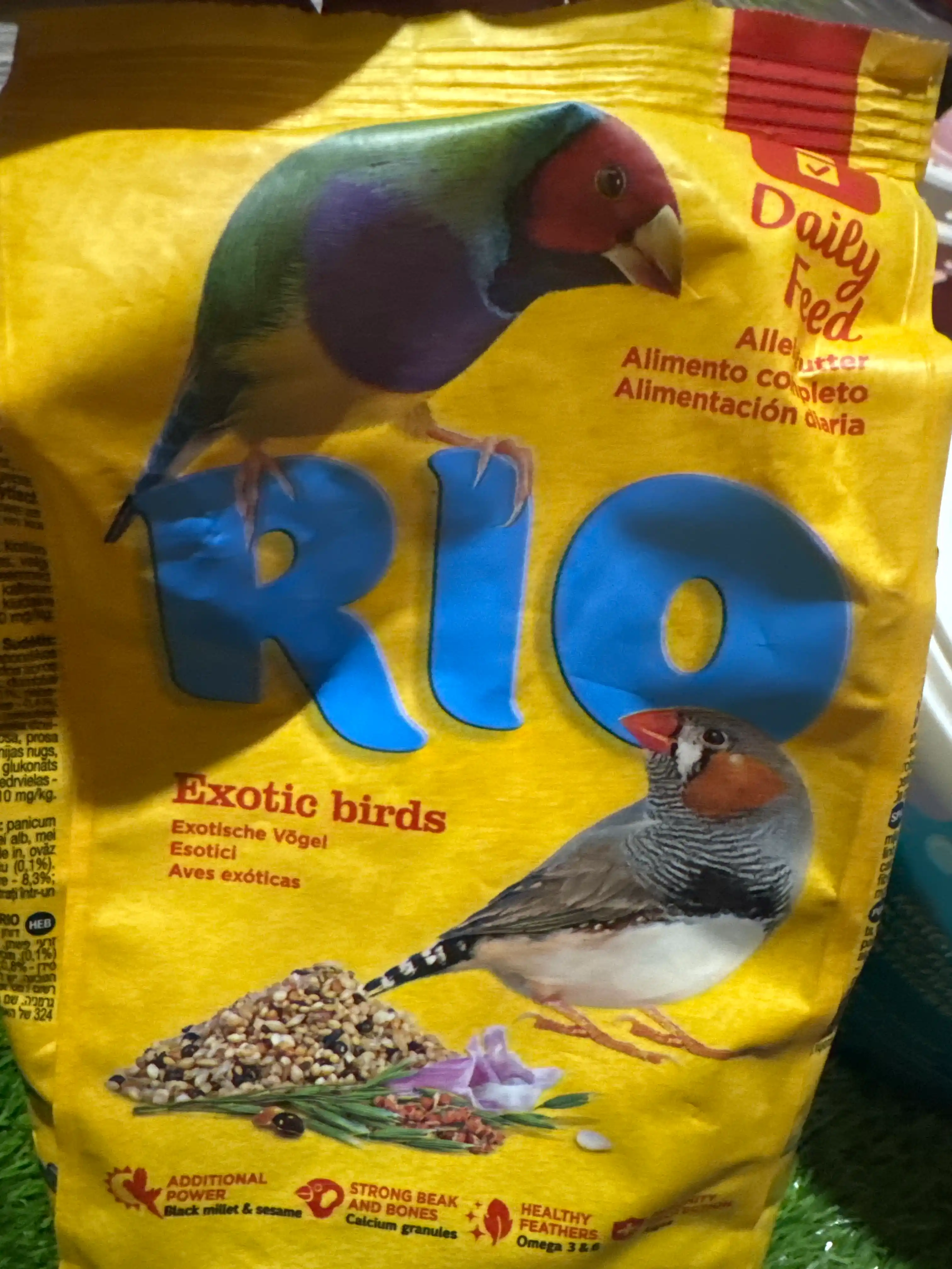 RIO корм для средних попугаев, основной рацион, 500 г