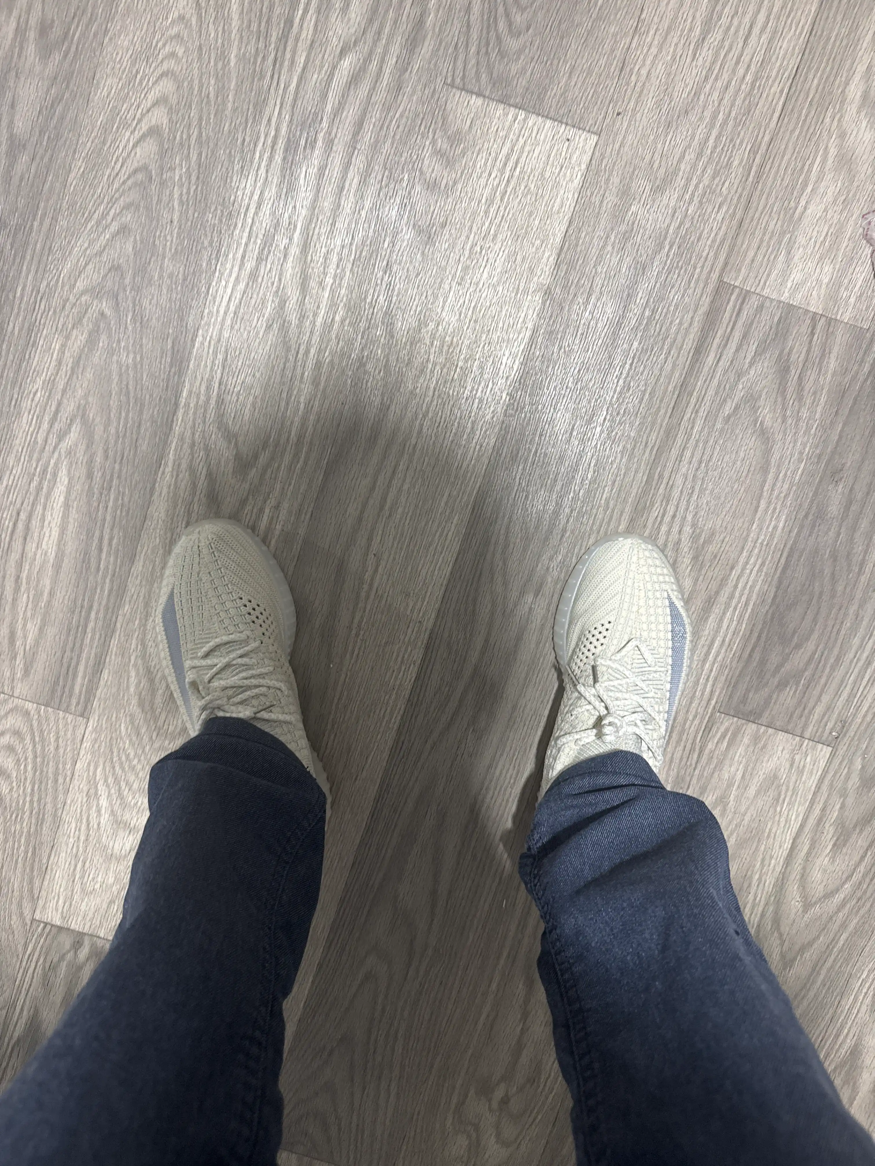 Кроссовки в стиле Yeezy для мальчиков и девочек, лёгкие и стильные