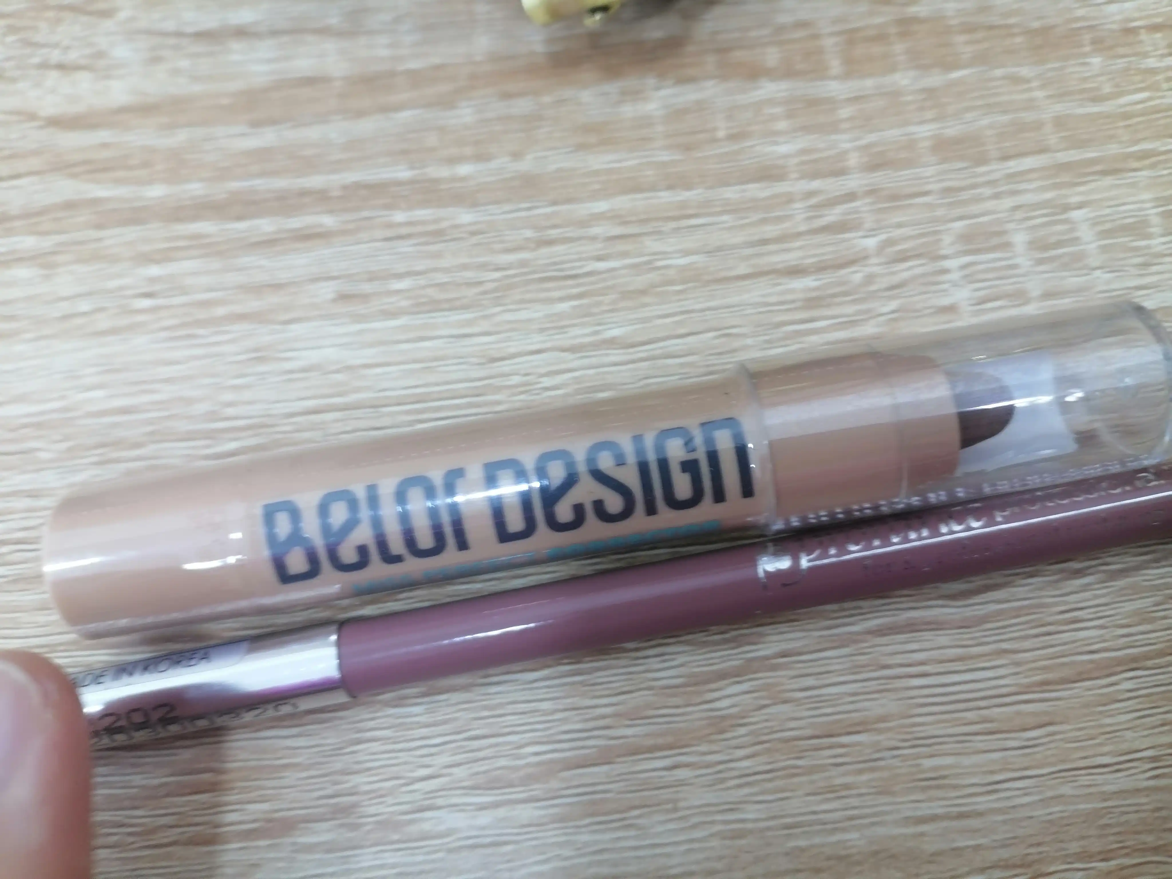Корректор для лица BELOR DESIGN MISS PERFECT, антибактериальный
