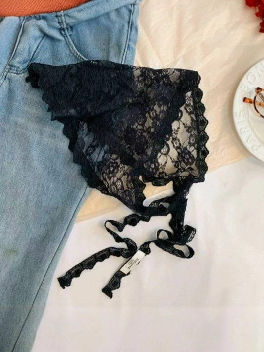 Ikki funksiyali ro'mol va belbog' bir joyda