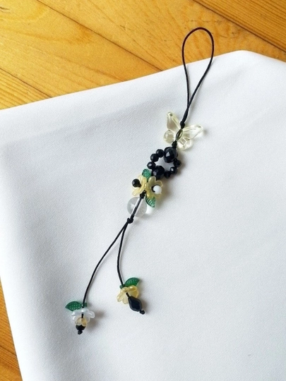 Брелок для телефона и ключей My Handmade Mini аксессуар — HANDSY-BRELOK-ЖЕЛТ