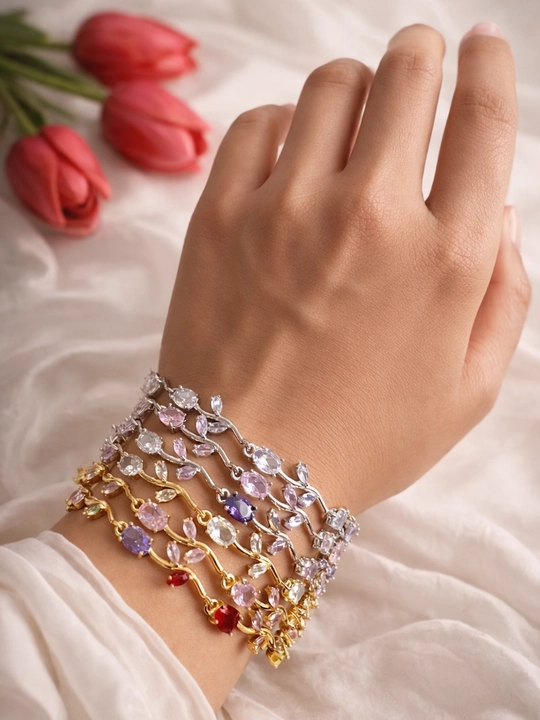 Braslet Tulip orginal sovg'a nabor, qizlar brasleti qizlarga sovg‘a Tulip braslet