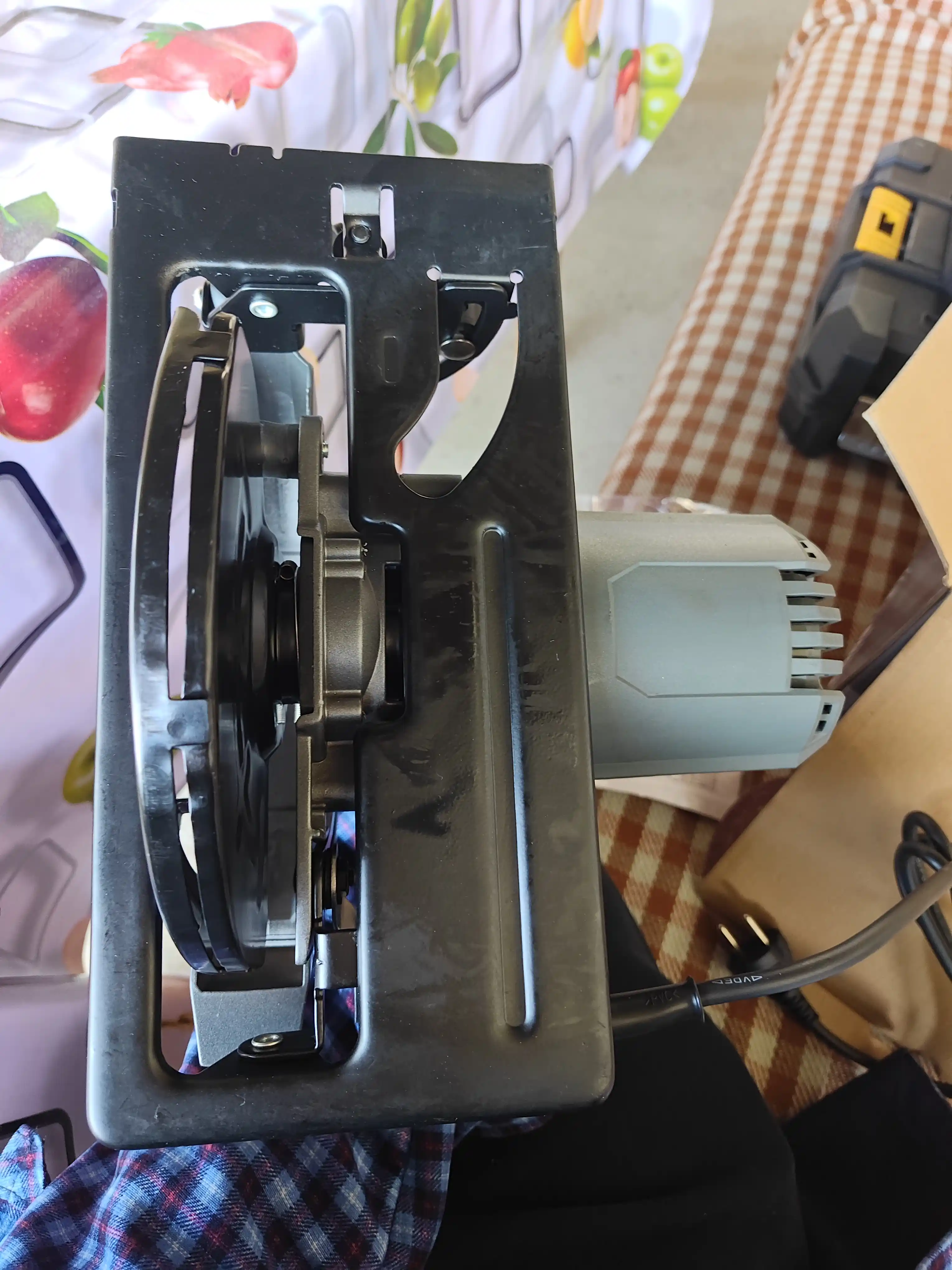 Elektr professional universal dumaloq arra, elektr arra Gidrox GSP-185