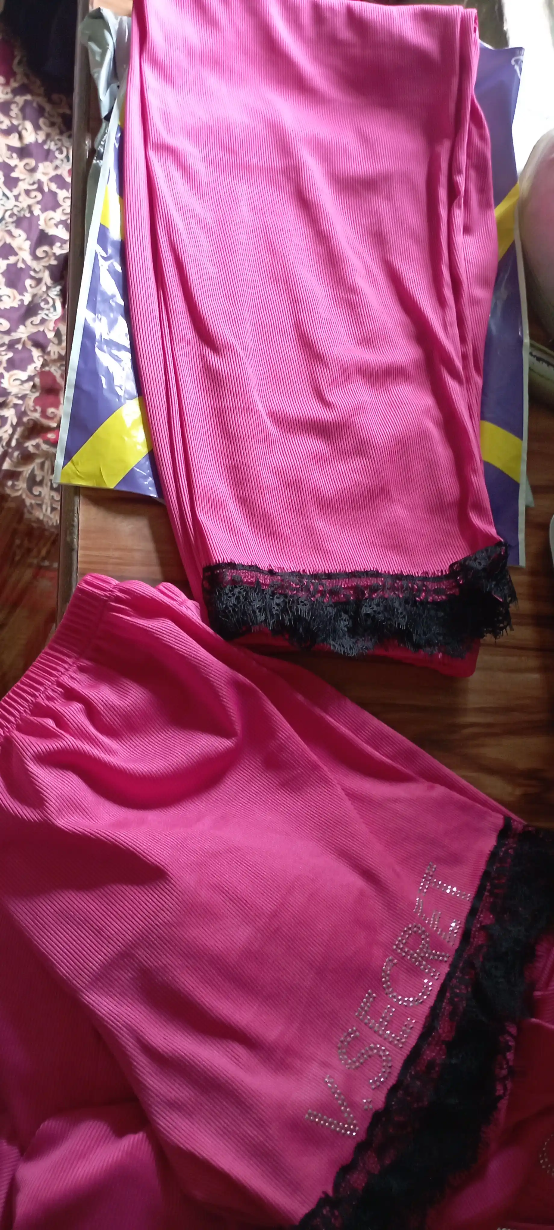 Pijama, ayollar kiyimi, uy liboslari, tungi kiyim ,pijamalar 4 donali