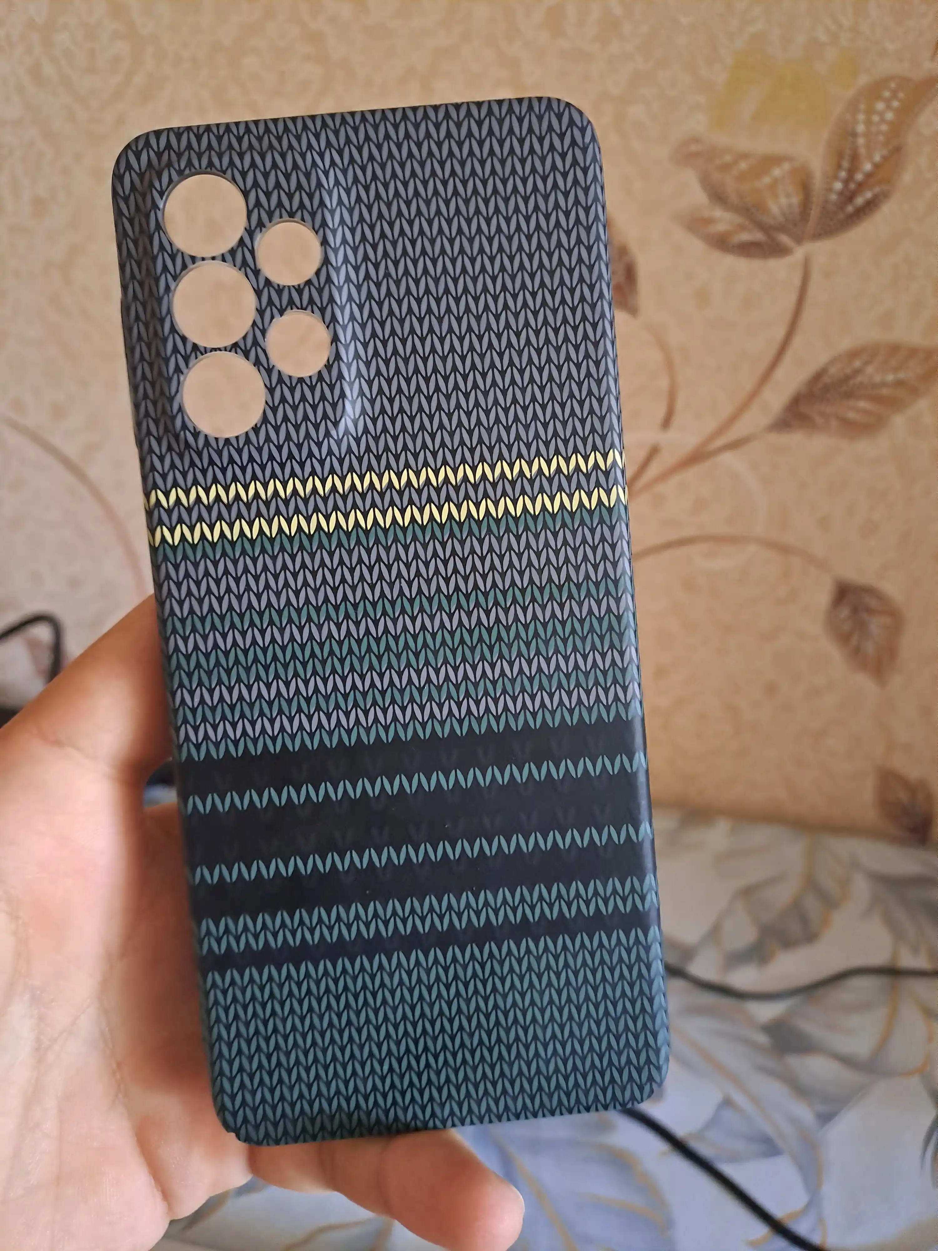 Карбоновый чехол для Samsung A25, A56, A16, A13, A34, A26, A35, A14, A17, A51, A07, A32,