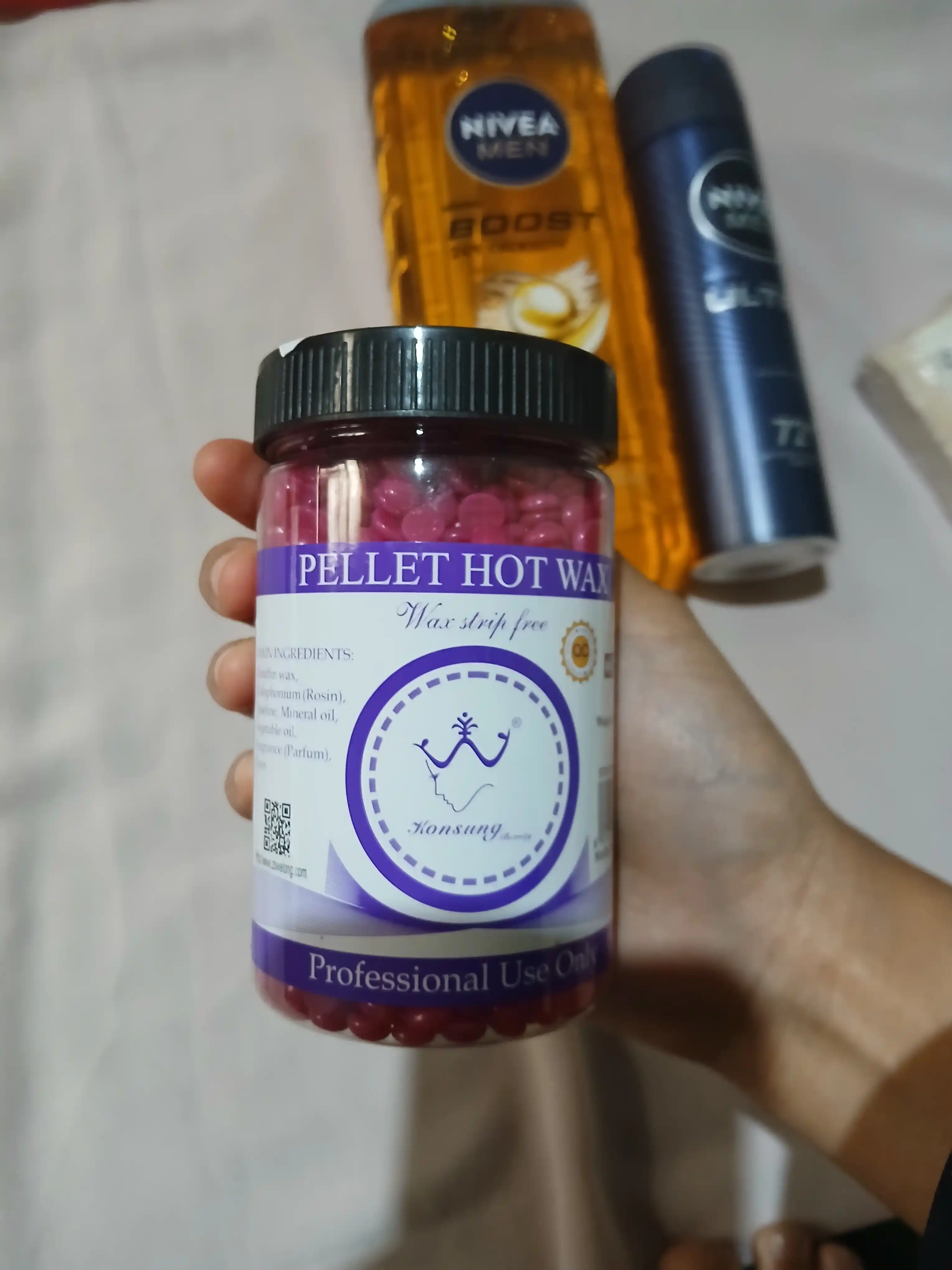 ВОСК Гранулированный воск для профессиональной депиляции Hot Wax, 400 гр