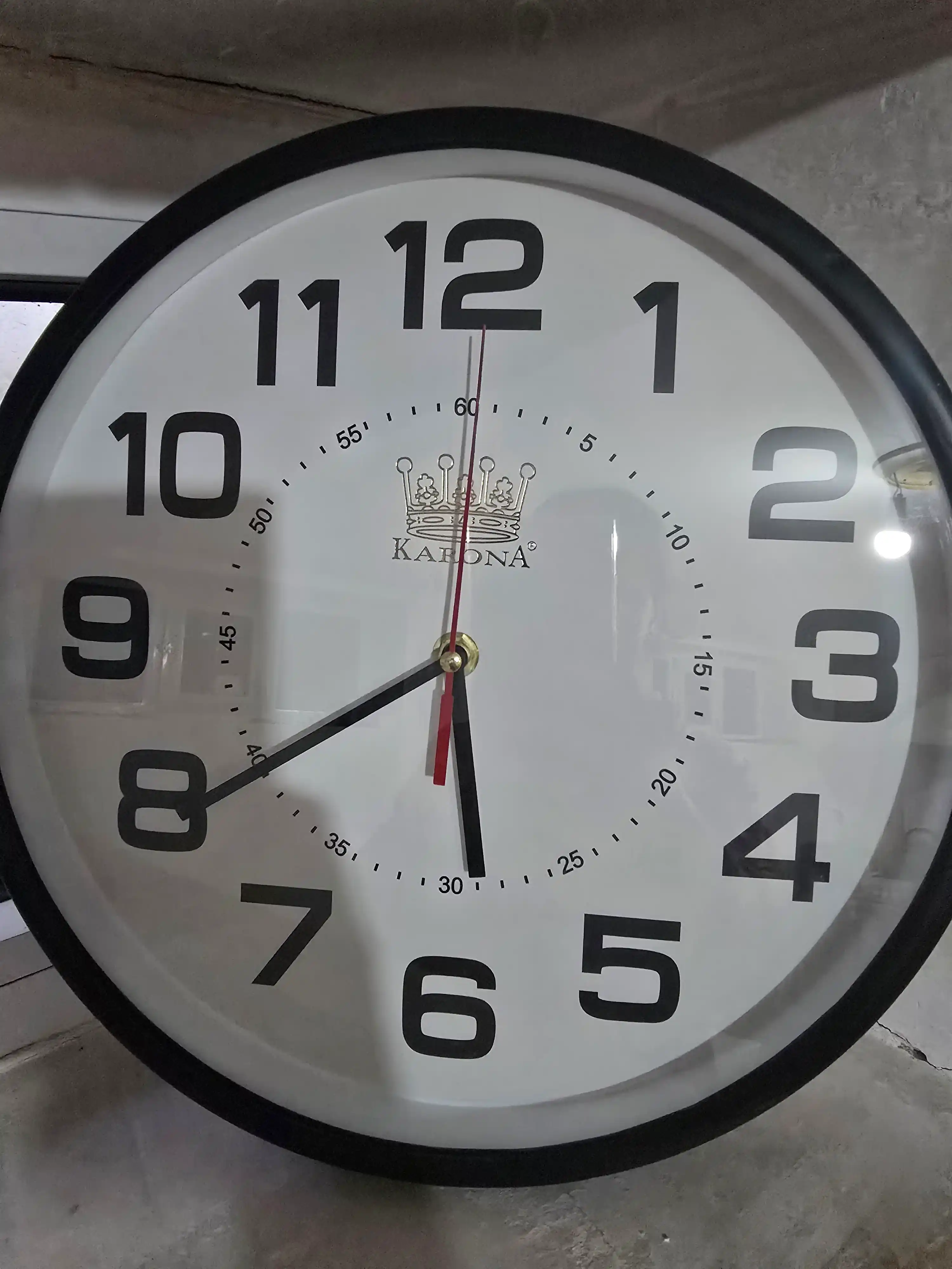Karona uy va ofis uchun devor soati, 30 sm