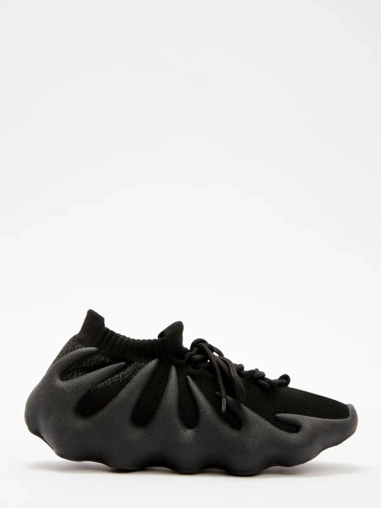 Futuristik krossovkalar Black Wave