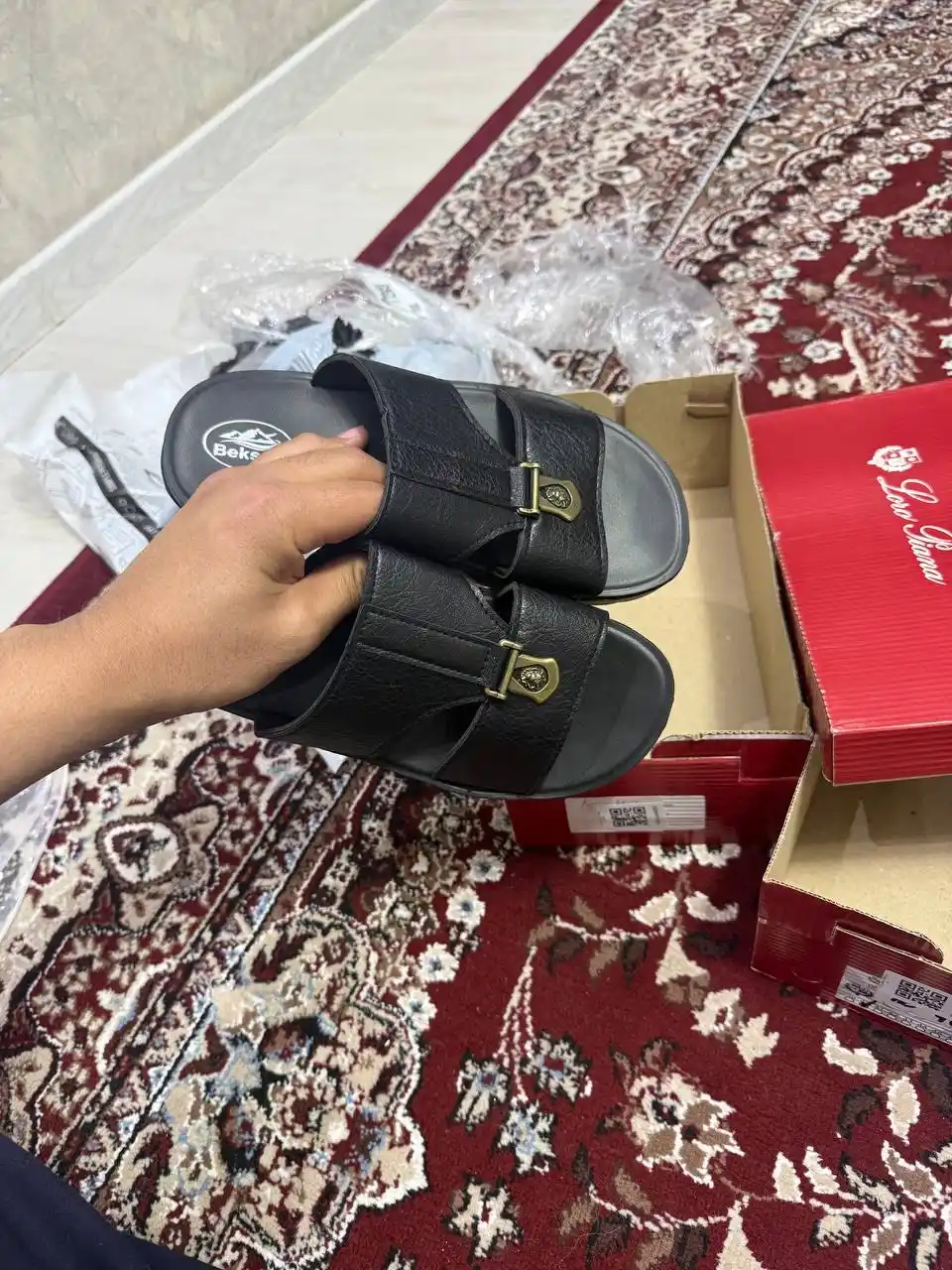 Erkaklar uchun shippaklar, yoz uchun, turkiya teri