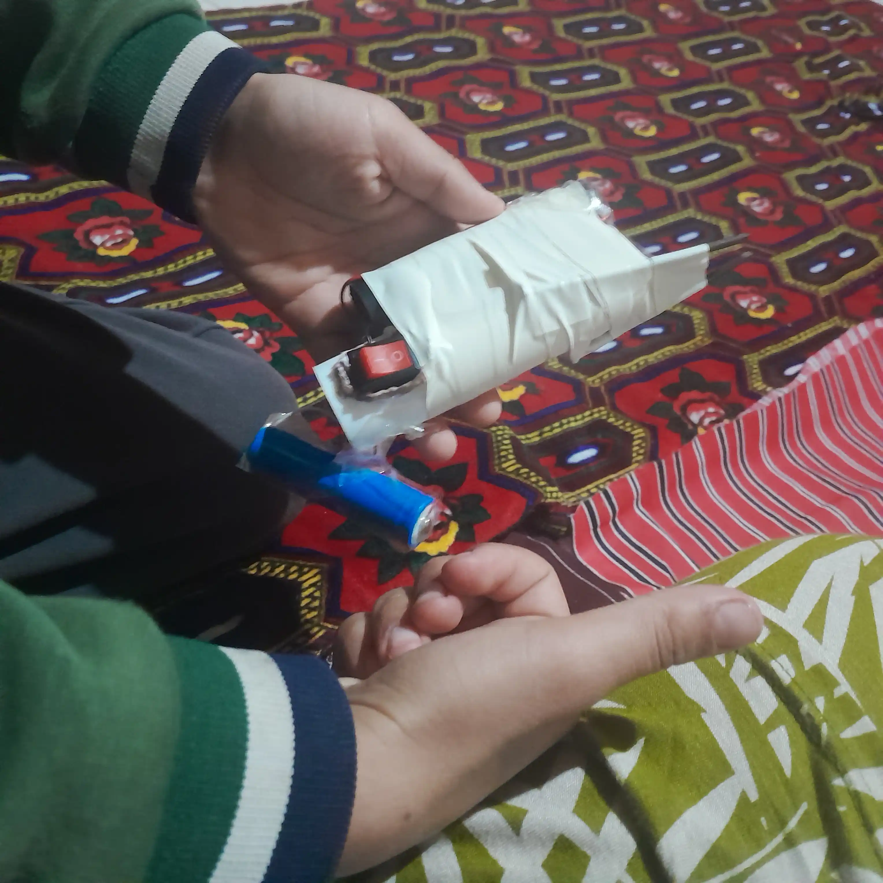1000 kV yuqori kuchlanish generatori — kuchli impulsli o‘zgartirgich