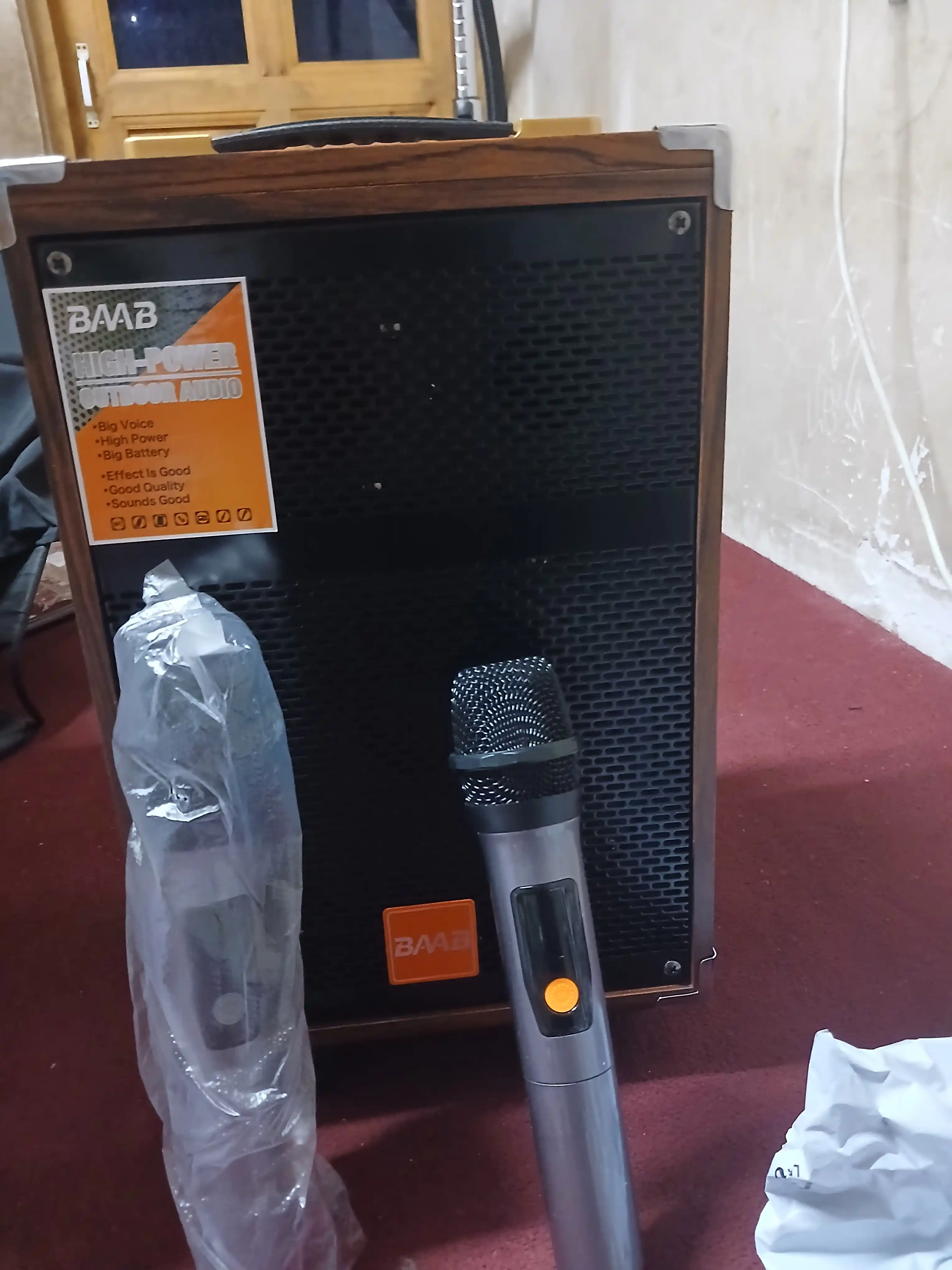 Караоке Bluetooth колонка BQ-8, с микрофоном и мощным звуком