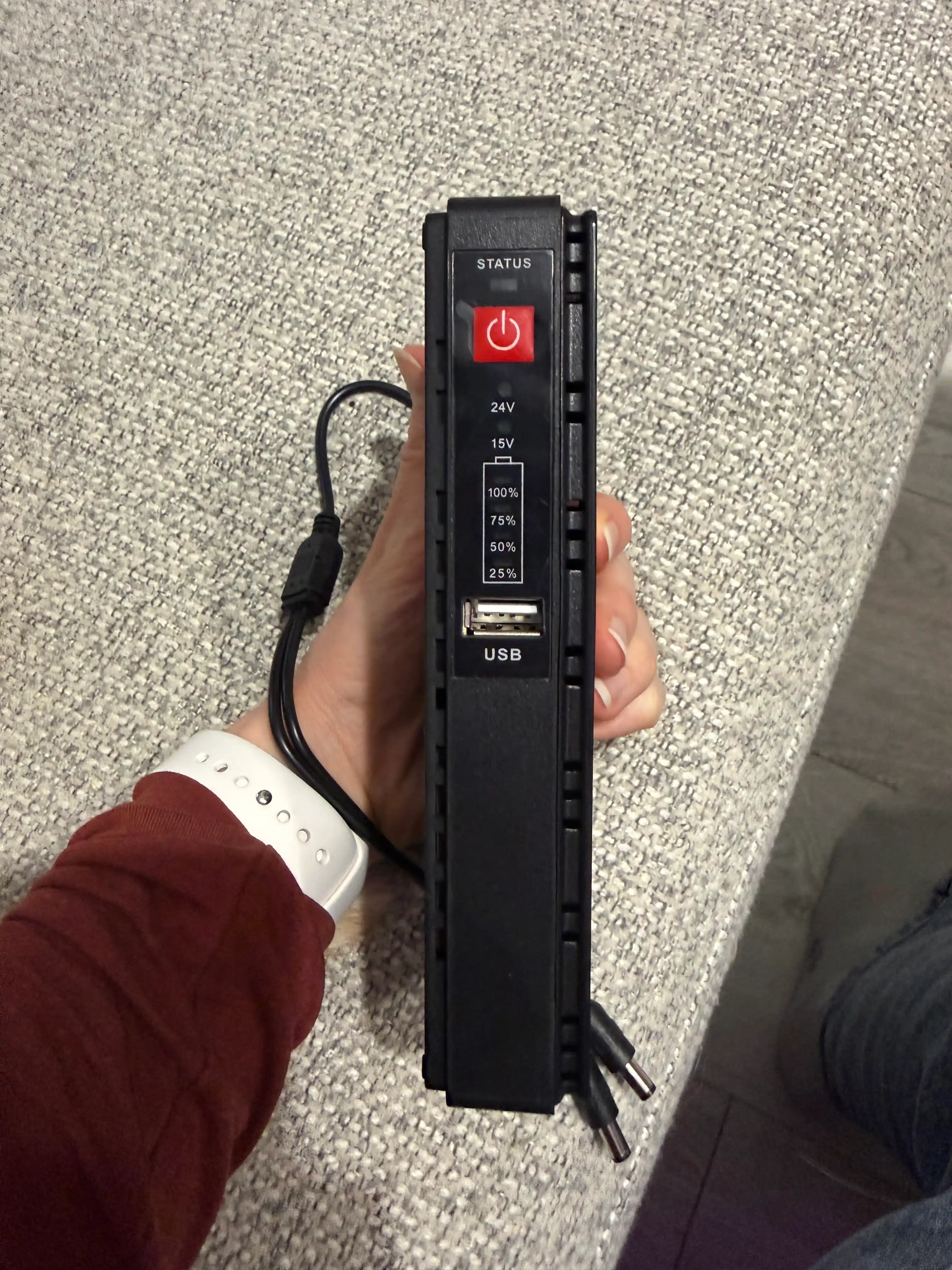 Мини ИБП Skazeke 8800 мАч 12V/24V для роутера, камеры и модема