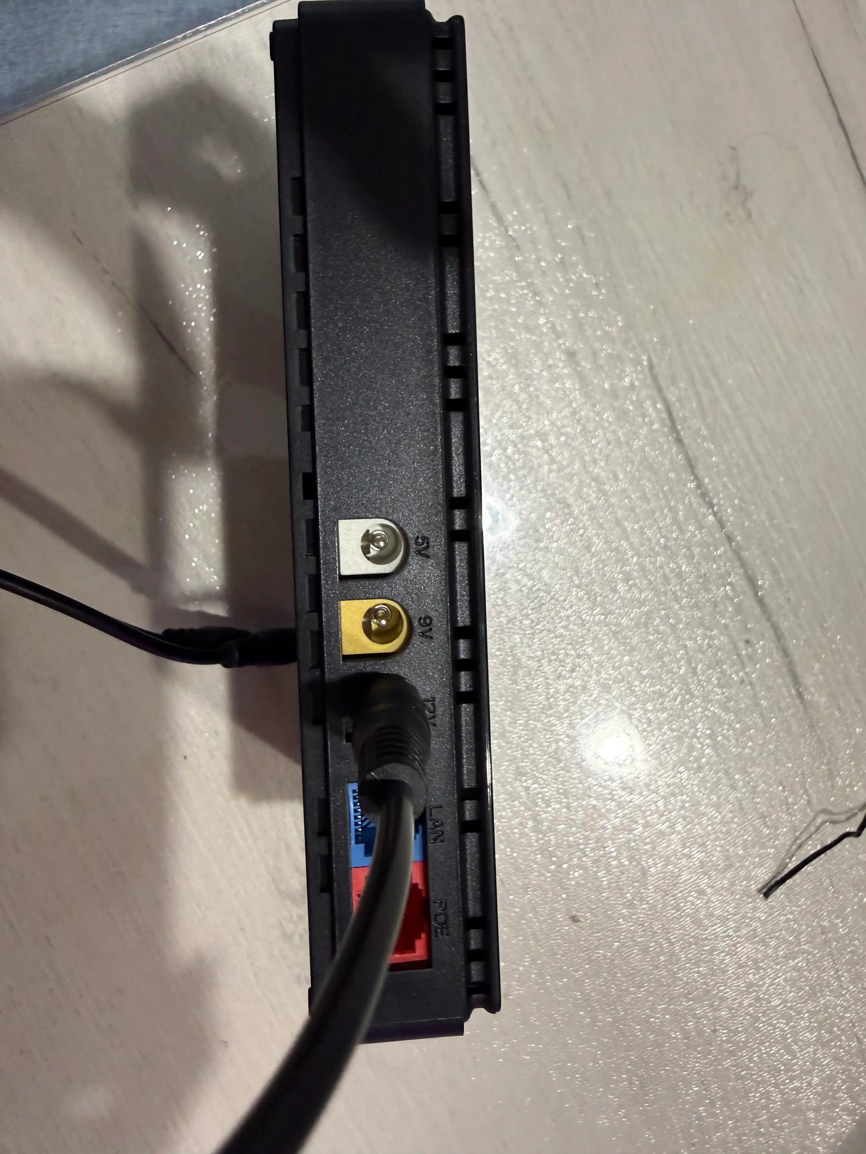 Мини ИБП Skazeke 8800 мАч 12V/24V для роутера, камеры и модема