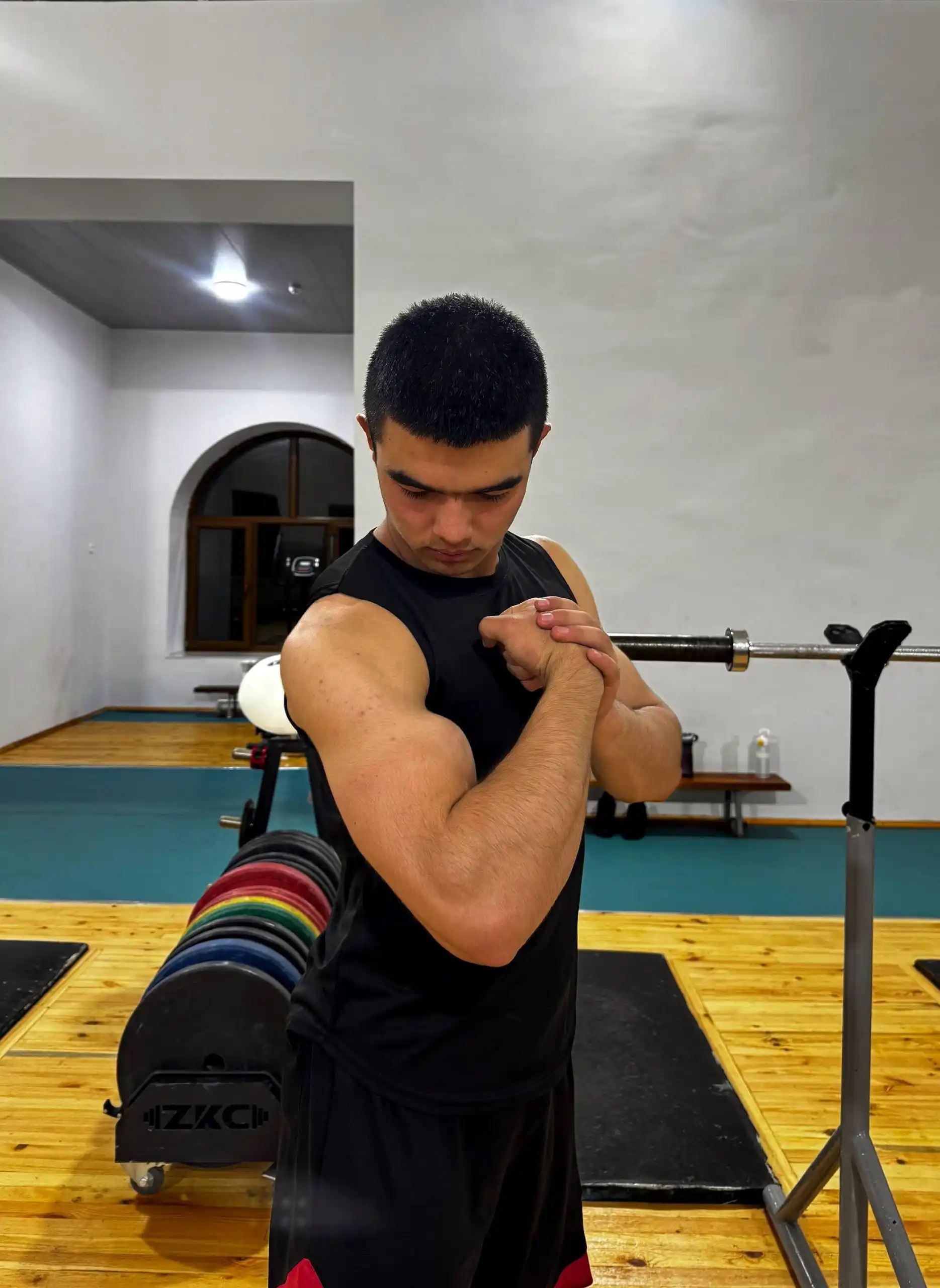 Erkaklar uchun mayka Gymshark, kompression, sport, elastik, tez quriydigan, fitnes uchun