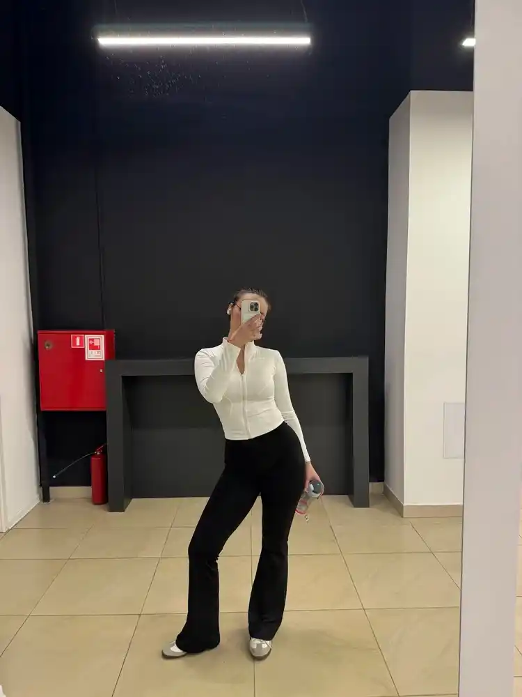 Ayollar uchun rashgard zipli fitness va sport uchun uzun yengli