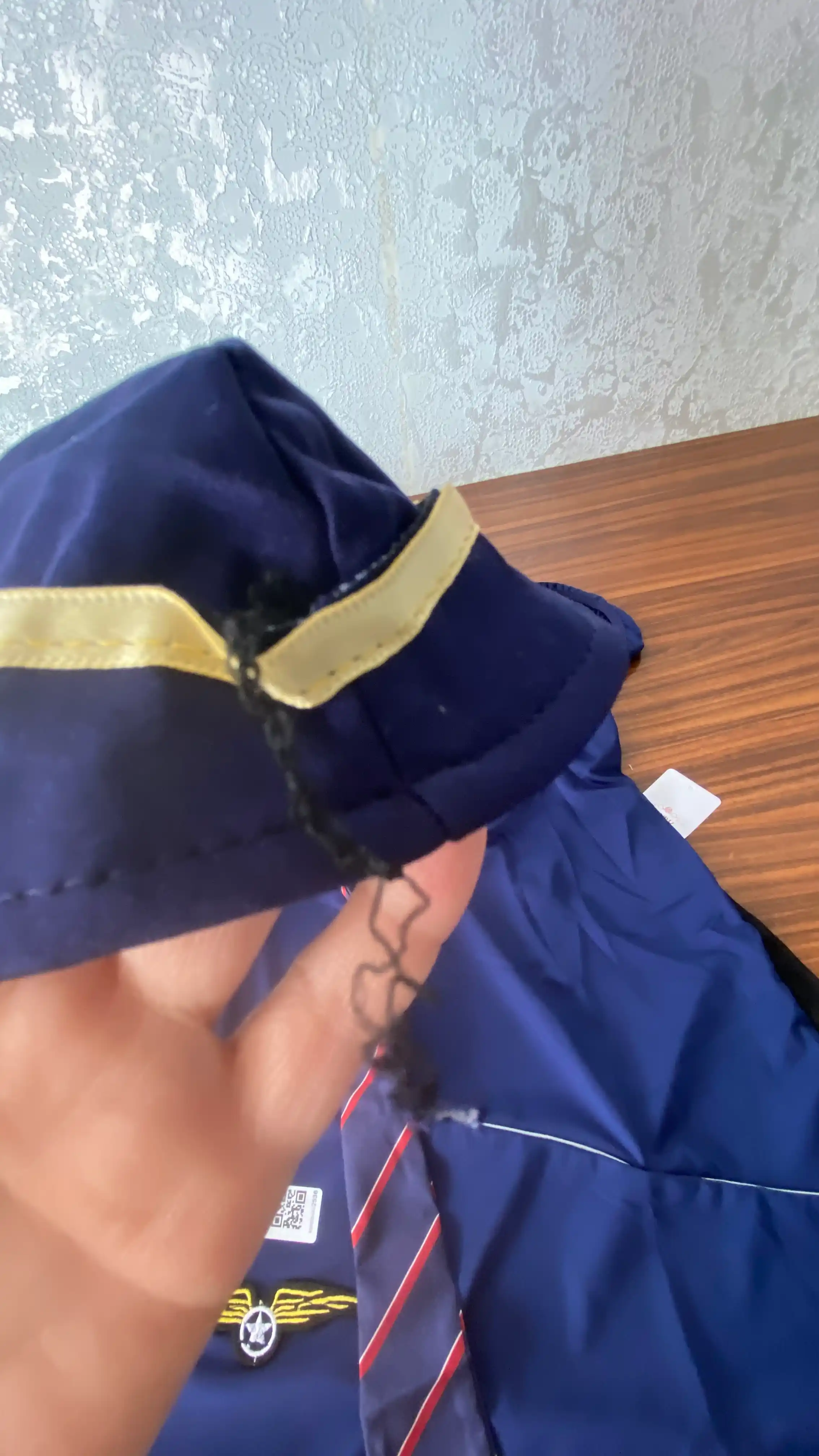 Ayollar penyuari, styuardessa, quyoncha, xonim obrazlarida