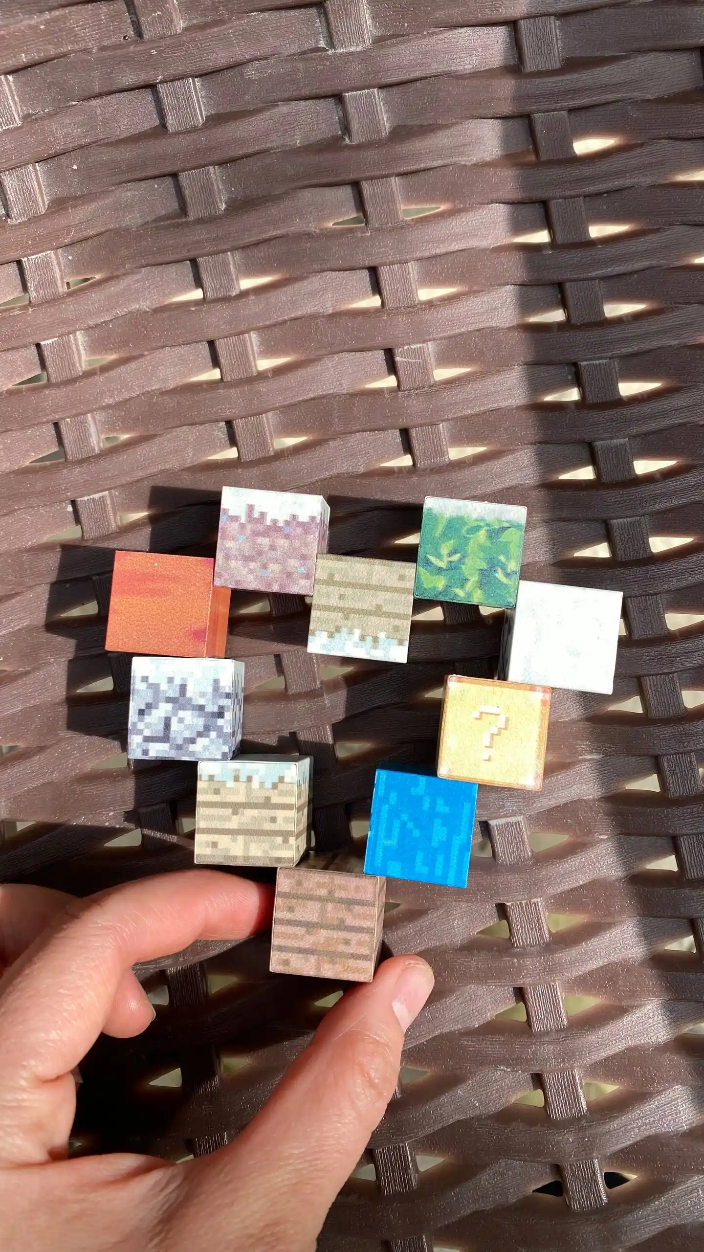 Maynkraft (Minecraft) magnit konstruktori, bolalar o‘yinchoqlarini rivojlantiruvchi magnit bloklari