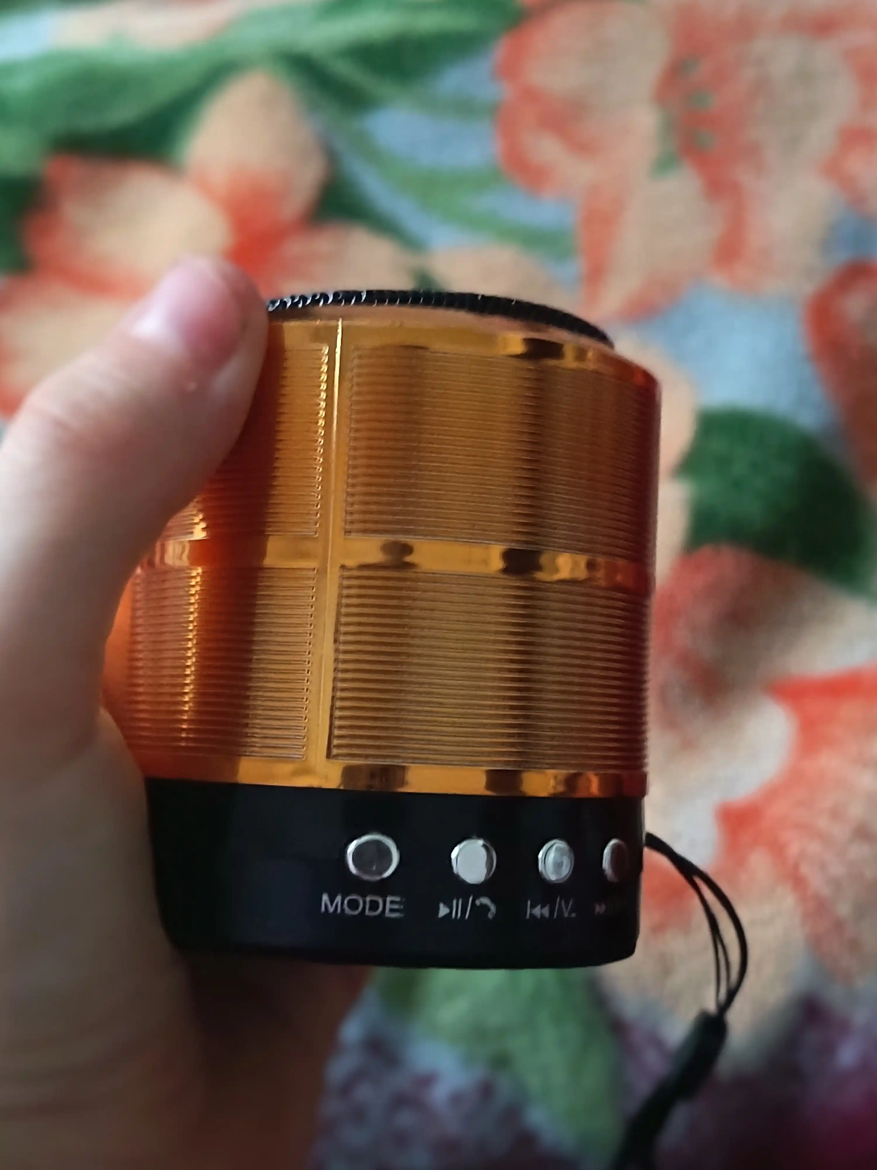 WS-887 mini speaker — мини Bluetooth колонка для музыки везде