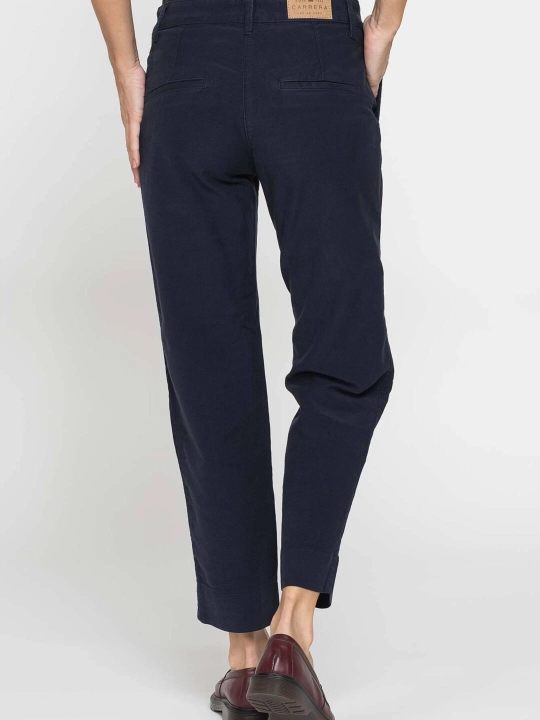Ayollar shimlari Carrera Jeans qisqa, o‘rta bel