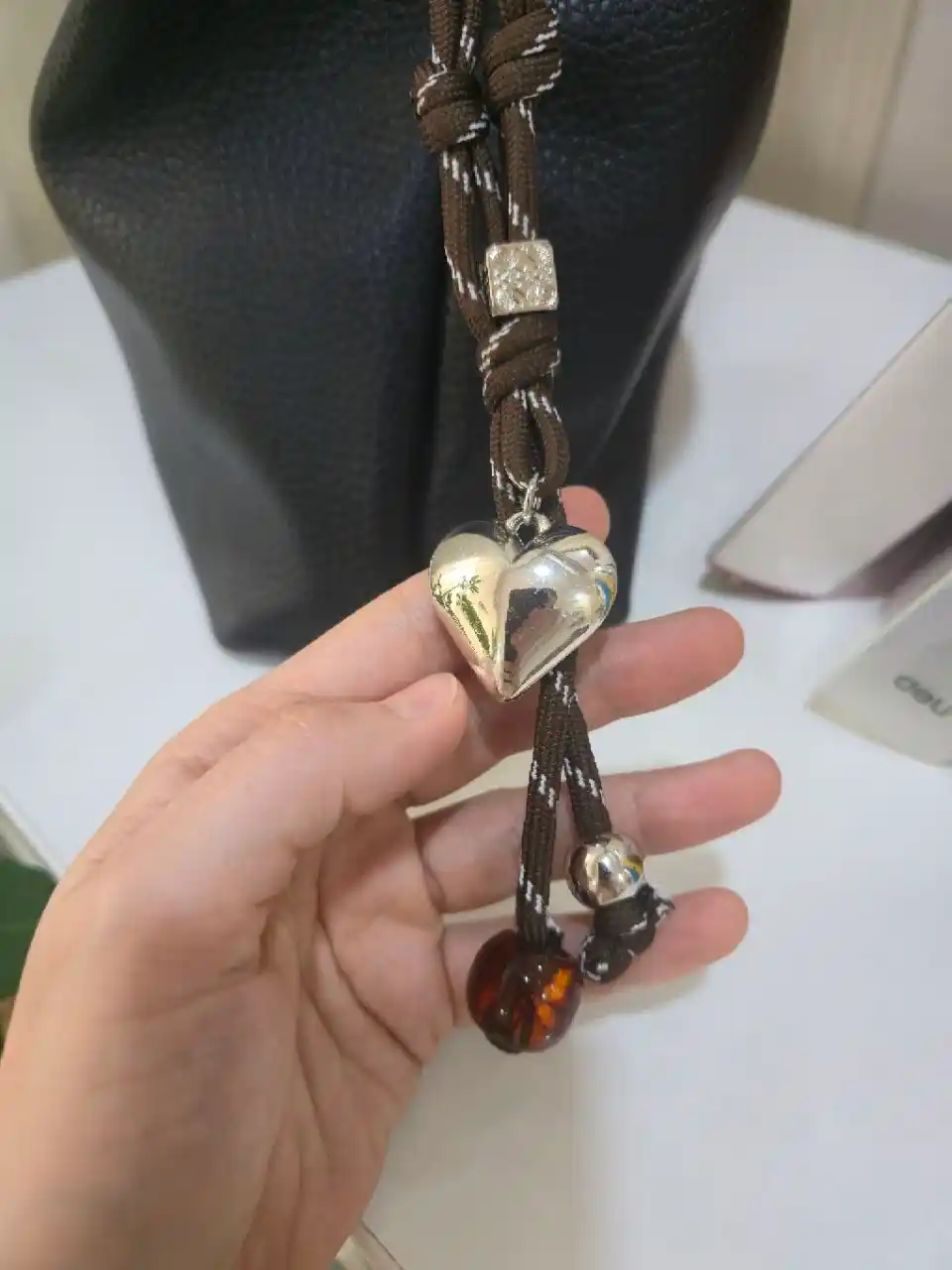 Ayollar sumkasi, shoper, katta, eko charmdan