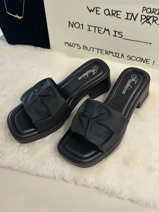 Turli rangdagi ayollar shippaklari, 36 - 41 O'rta poshnali. Malomerka