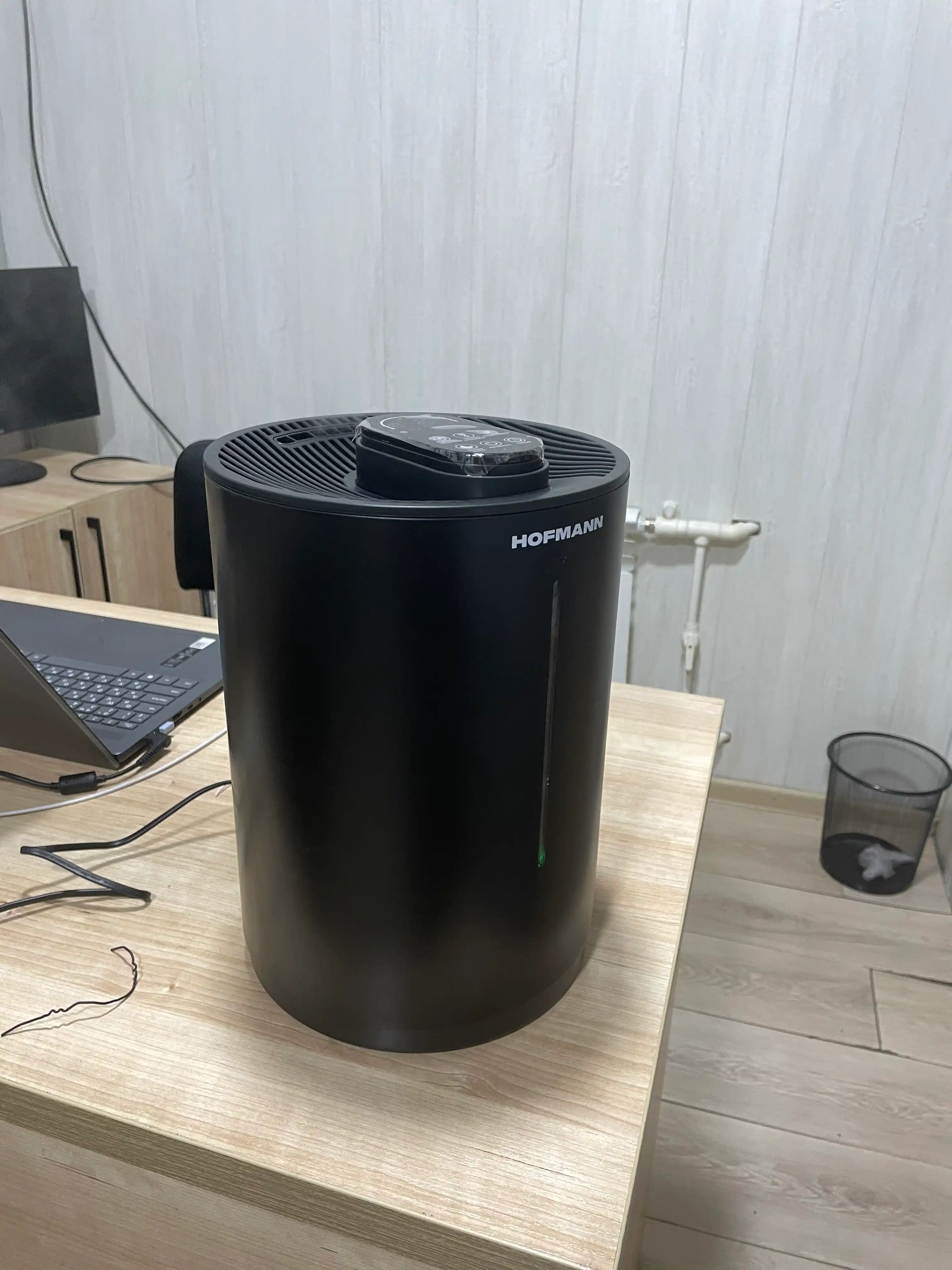 Uy va ofis uchun havo namlagich Hofmann UV – 30 m², ovozsiz