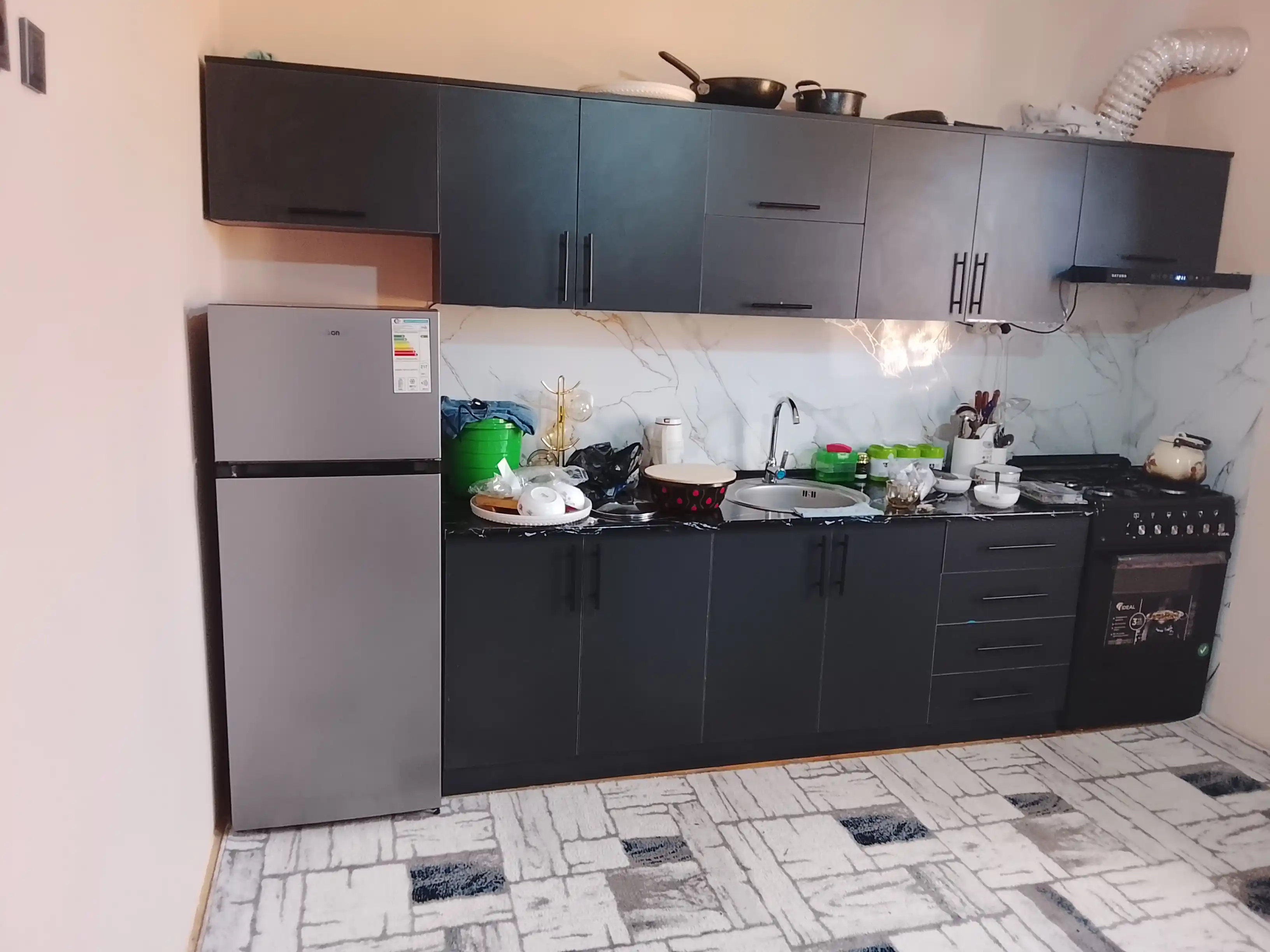 Yog'li isitgich JB, termostat pechkasi, 11 ta qovurg'a, 30 kvadrat metrgacha, shovqinsiz