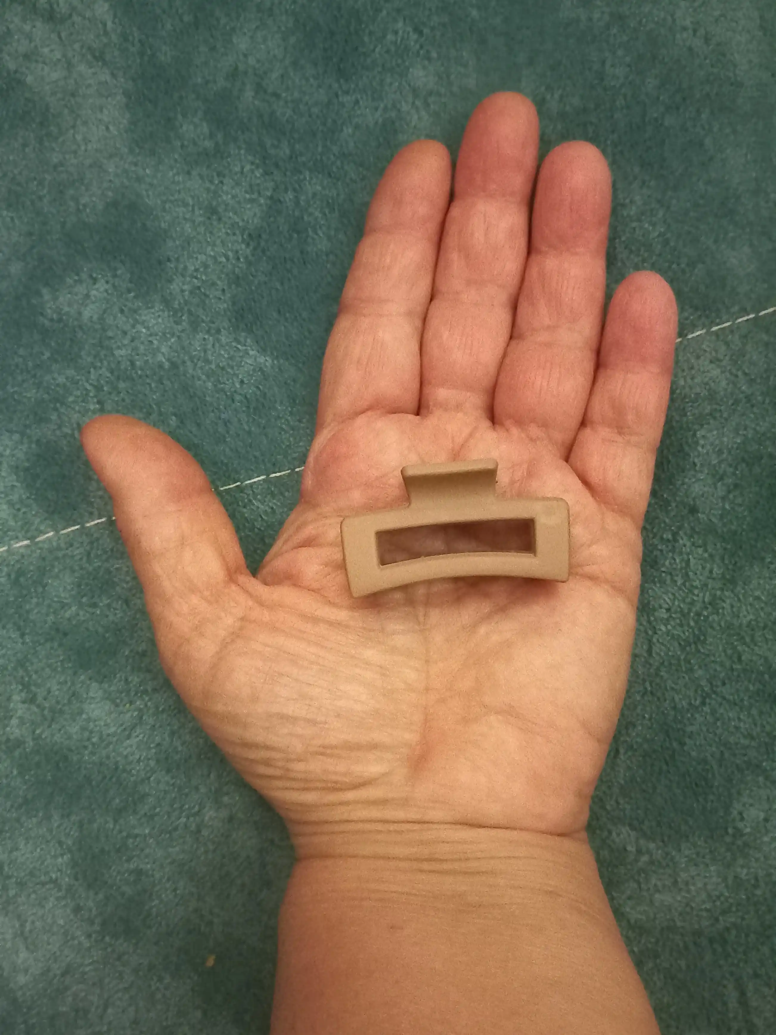 Qisqichbaqa soch qisqichi, kauchuk, 4.5 * 2.5 sm