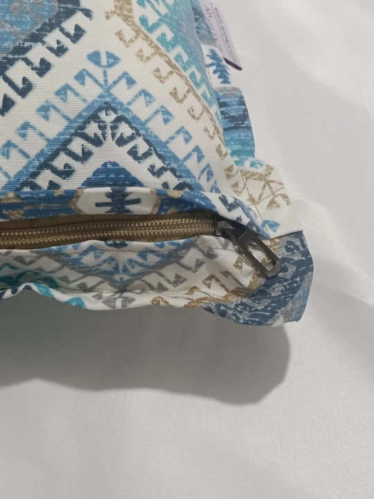 Dekorativ yostiq ikat printi bilan uy, ofis va mexmonxona interyeri uchun, 45x45sm, 1 dona