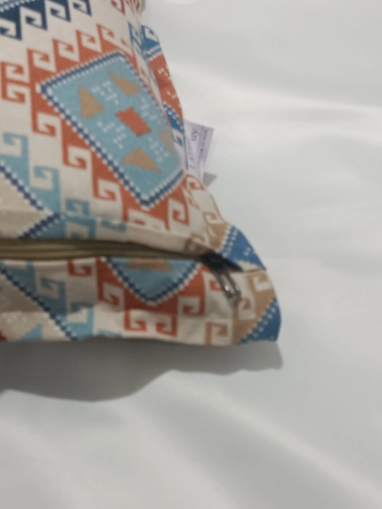 Dekorativ yostiq ikat printi bilan uy, ofis va mexmonxona interyeri uchun, 45x45sm, 1 dona