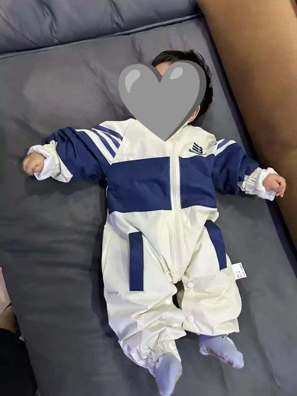 Qizlar va o‘g‘il bolalar uchun sport kombinezoni Salqin va yomg‘irli havo uchun mos