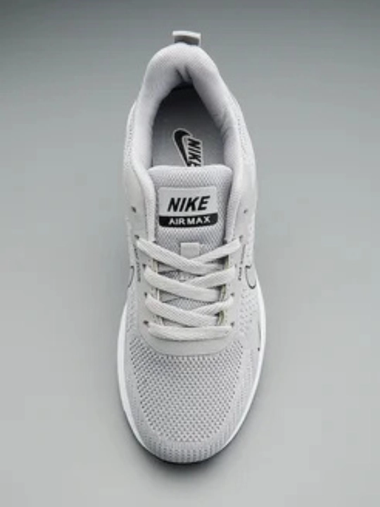 Nike erkaklar krossovkalari - yengil va nafas oladigan yozgi sport poyabzali