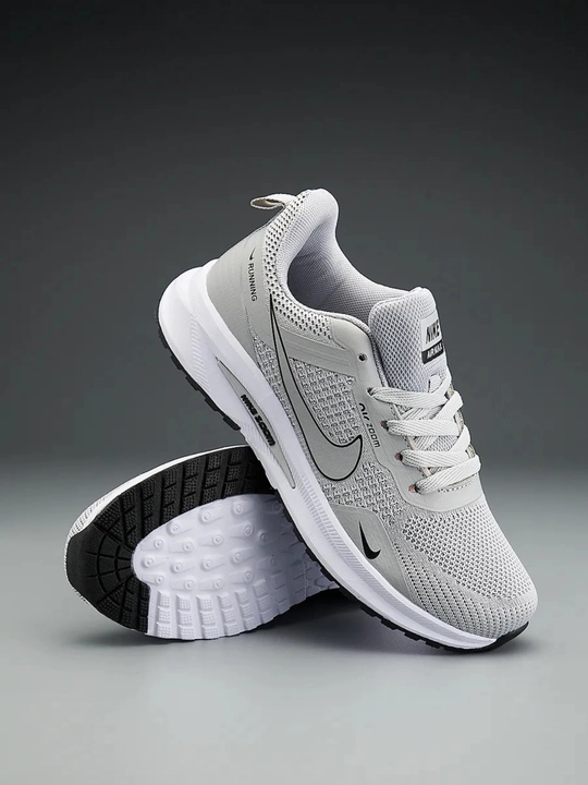 Nike erkaklar krossovkalari - yengil va nafas oladigan yozgi sport poyabzali